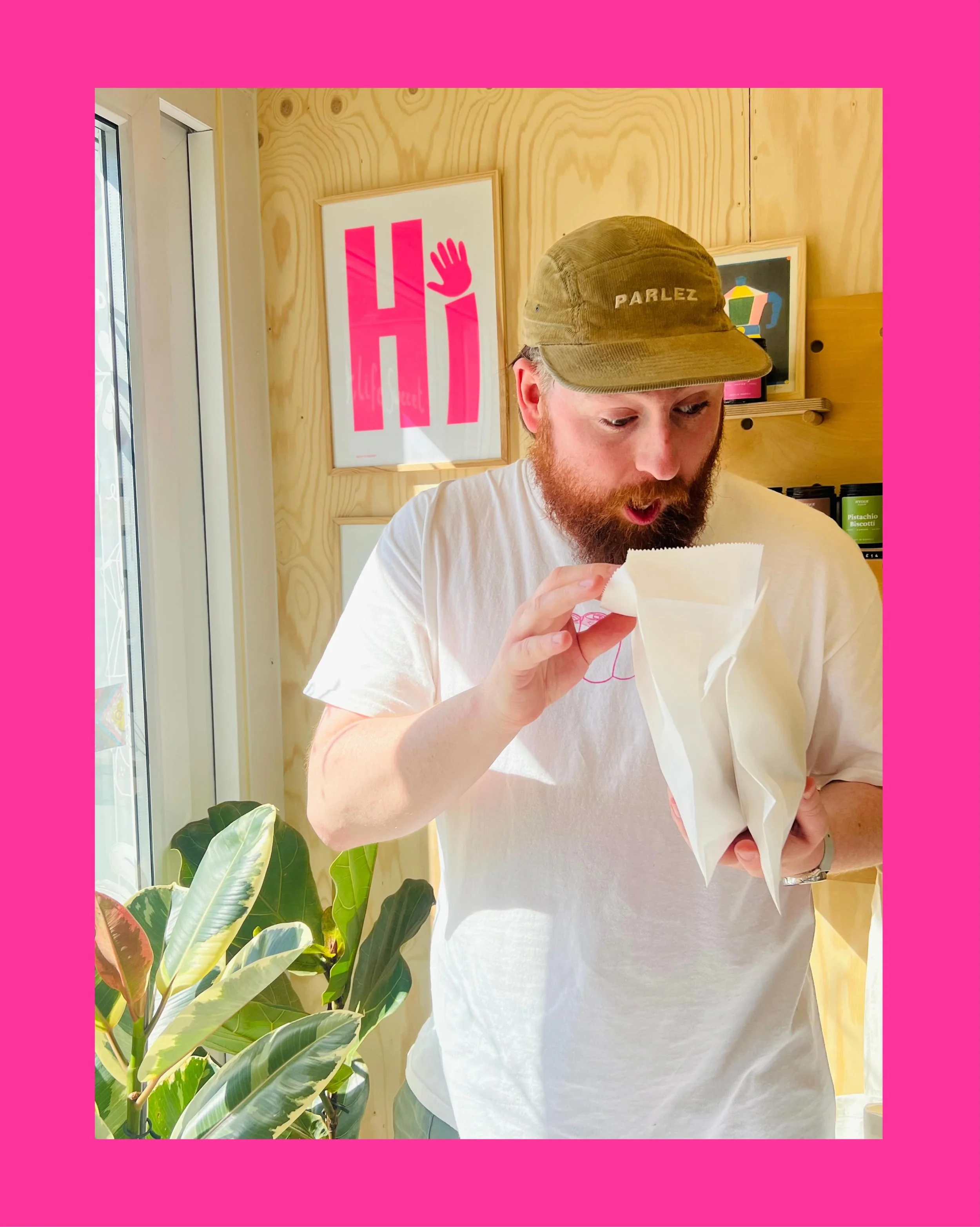 Luke from @sir_tobys_nr3 face says: &lsquo;Oooh 👀&rsquo;
The bag says: &lsquo;maybe mango 🥭&rsquo;
Friday says: &lsquo;stay tuned&rsquo;

And our regular folk? Looking beautiful as always ✨🥨🥨🌝🌝🌝🤜🏼🤛🏼🤎