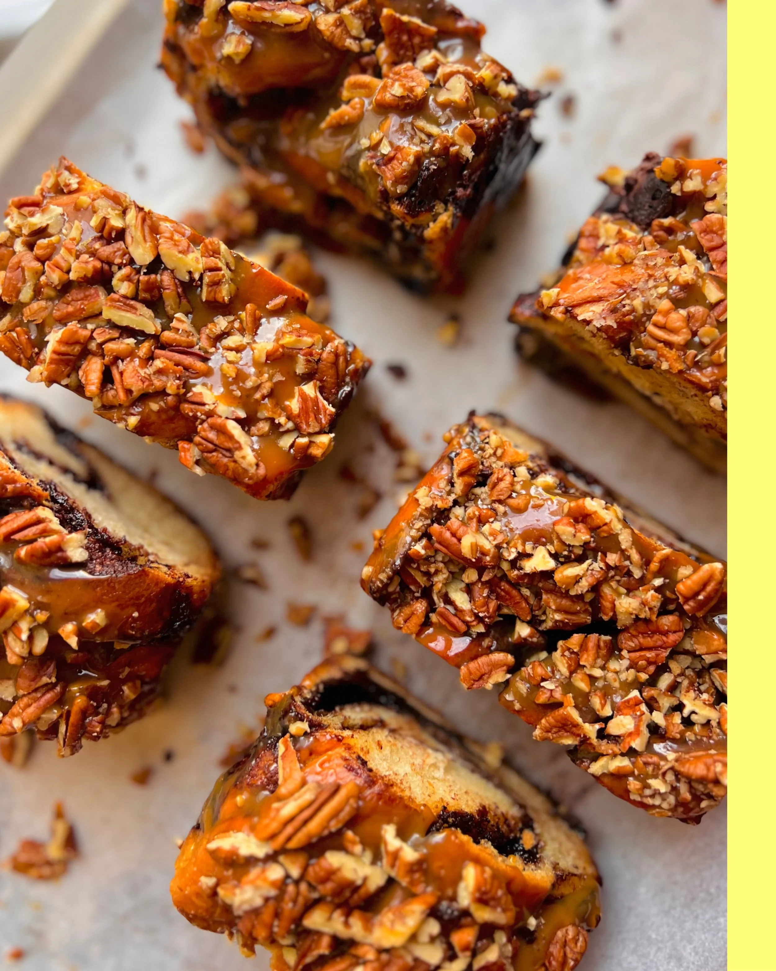 Babka weather? ALWAYS. 🌧️🤎

Our Caramel Pecan Chocolate Babka slices are making their sweeeeet comeback this Fri + Sat &mdash; Sticky caramel, Crunchy pecans. Swirls of chocolate. Soft, buttery brioche layers &mdash; Oh Hi! 🌝👋🏼

Want to secure a