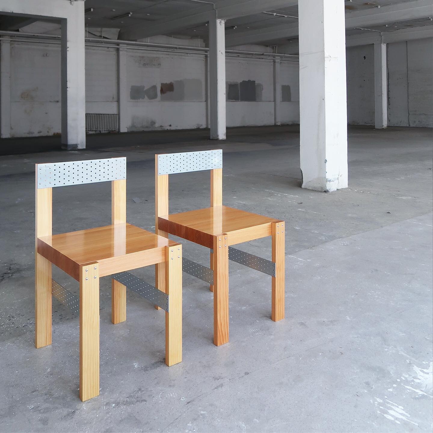 CONSTRUCTION CHAIRS 

A set of chairs where industrial elements from building construction meets the detailed language of fine woodworking - celebrating the tension between rough and fine, machine made and handmade, industry and human.

Handcrafted f