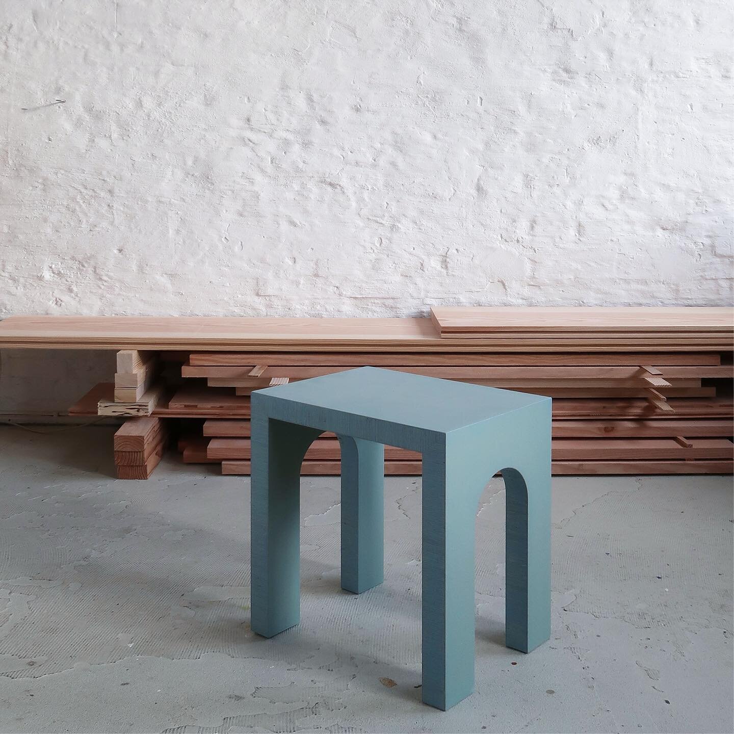 This one of a kind color sample is for sale - half moon stool in light blue. 

DM if interested 

Dimensions: 42 cm high, 36 cm long, 28 cm wide
Price: 2500 kr