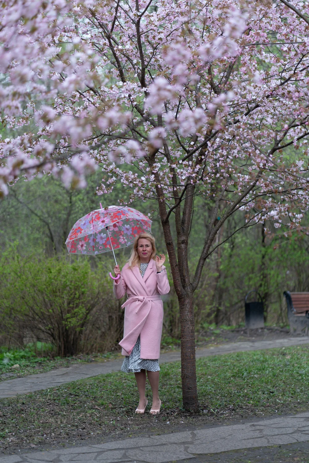 Original urban scene before applying the Pink Woman preset