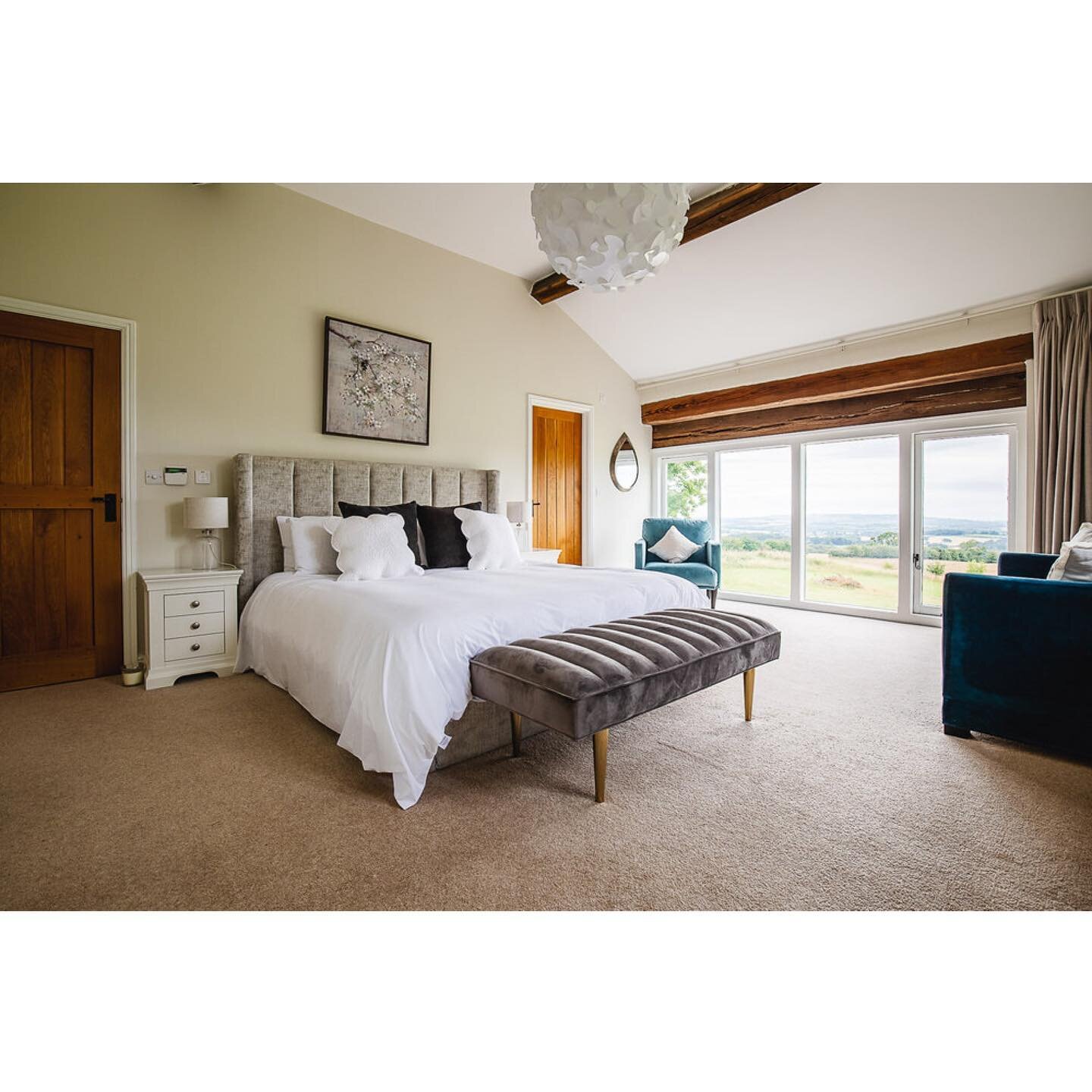 The views.  It is all about them from this luxurious #staycation.  Planning your next getaway? #summer2021 #cotswoldholidays #propertyphotography #propertyphotographer #cotswoldsphotographer #interiorsphotographer #interiorsphotography#sohofarmhouse 