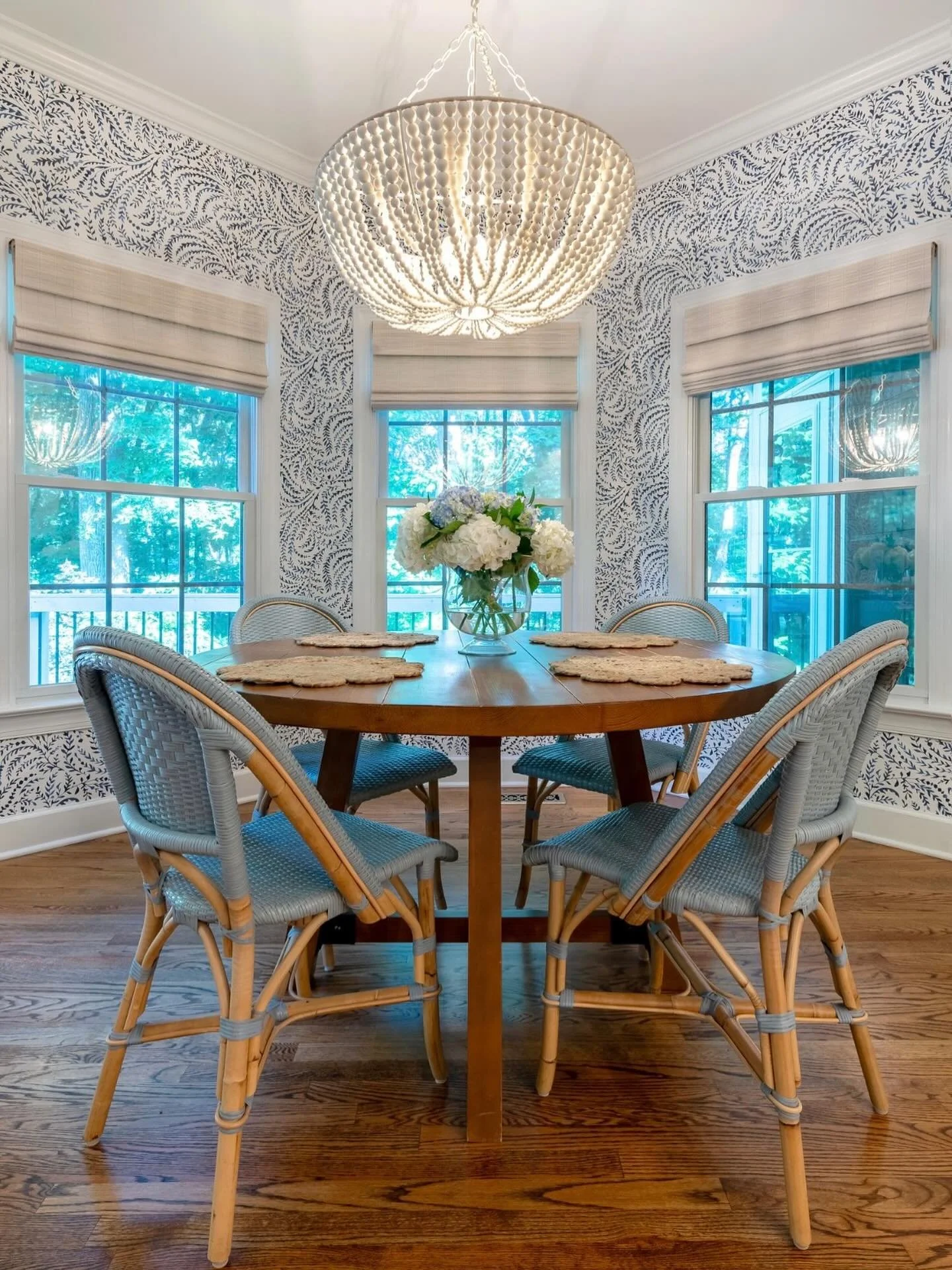 Goal: create a dining space, but make it FUN 🙌🏻
All design by @withfaithanddesign 
photo by @lmitch22