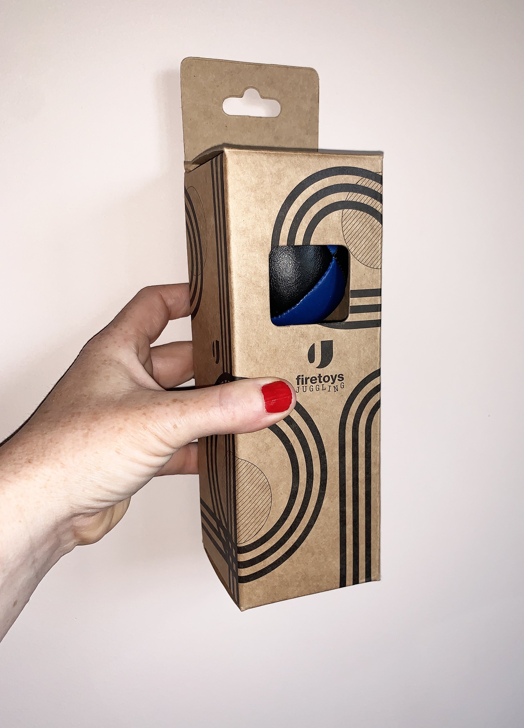 jugglingball-boxes-3.jpg