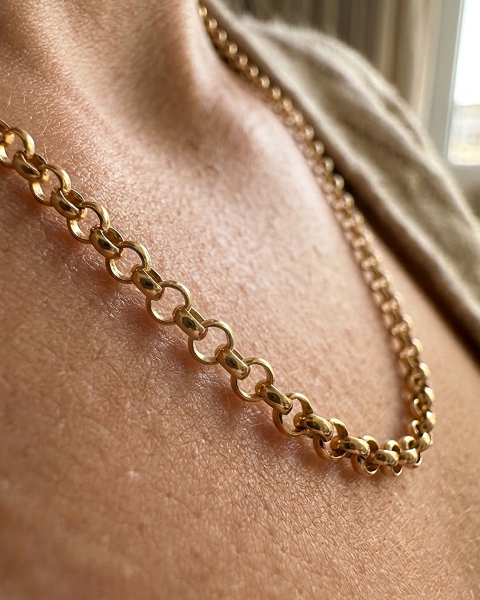 CADENA ORO BELCHER (2024)