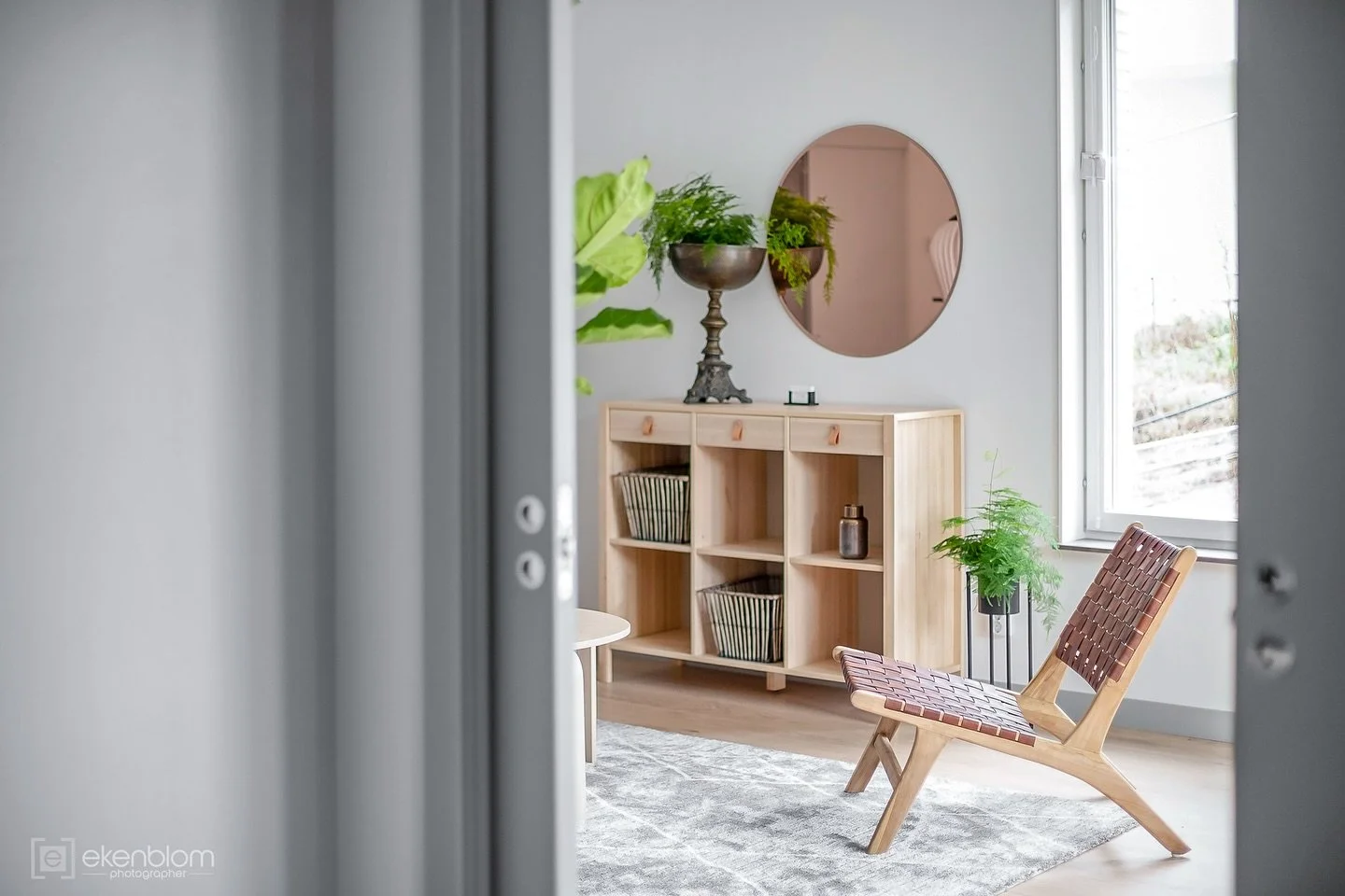 Homestyling i Link&ouml;ping 
&ndash; skapa r&auml;tt k&auml;nsla inf&ouml;r f&ouml;rs&auml;ljning. ✨
Vi hj&auml;lper dig att framh&auml;va bostadens b&auml;sta sidor med genomt&auml;nkta m&ouml;bler, ljus och f&auml;rger. V&aring;r styling ger lugn,
