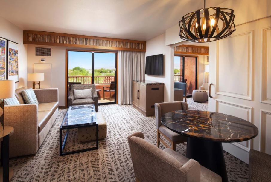 Sheraton Wild Horse Pass- Guestroom Drapes Marriott
