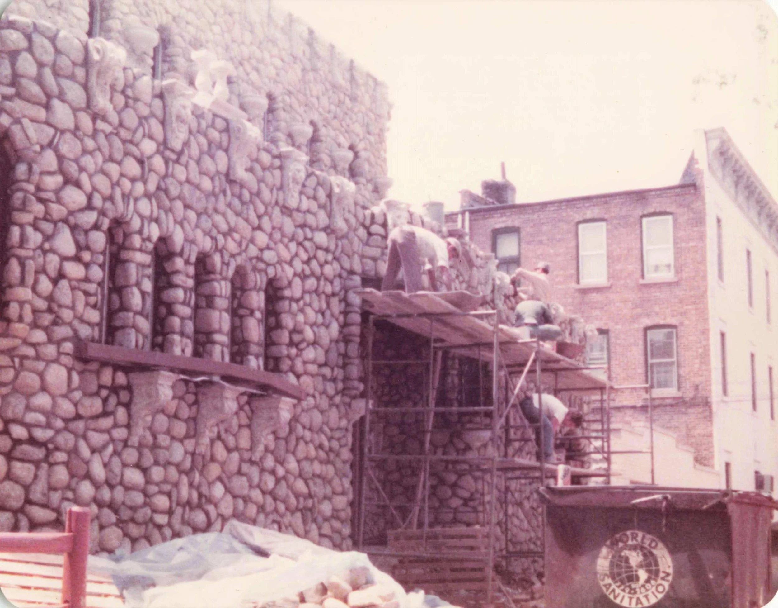 Construction of Il Palazzo di Villa Russo, 1974.