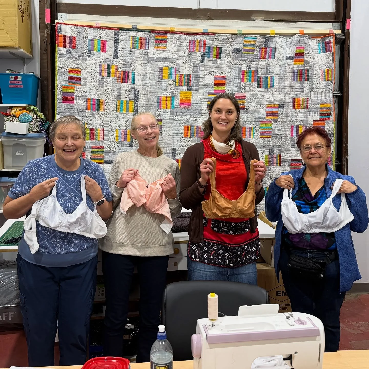 I had a blast teaching four wonderful people to sew bras this past weekend at the @thesewingmachinestore !!! Thank you ladies for your effort and the awesome questions!