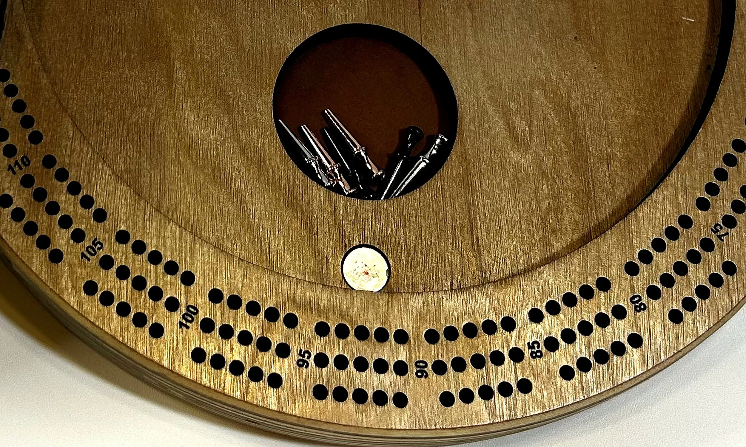 cribbage_pegs_closeup.jpg