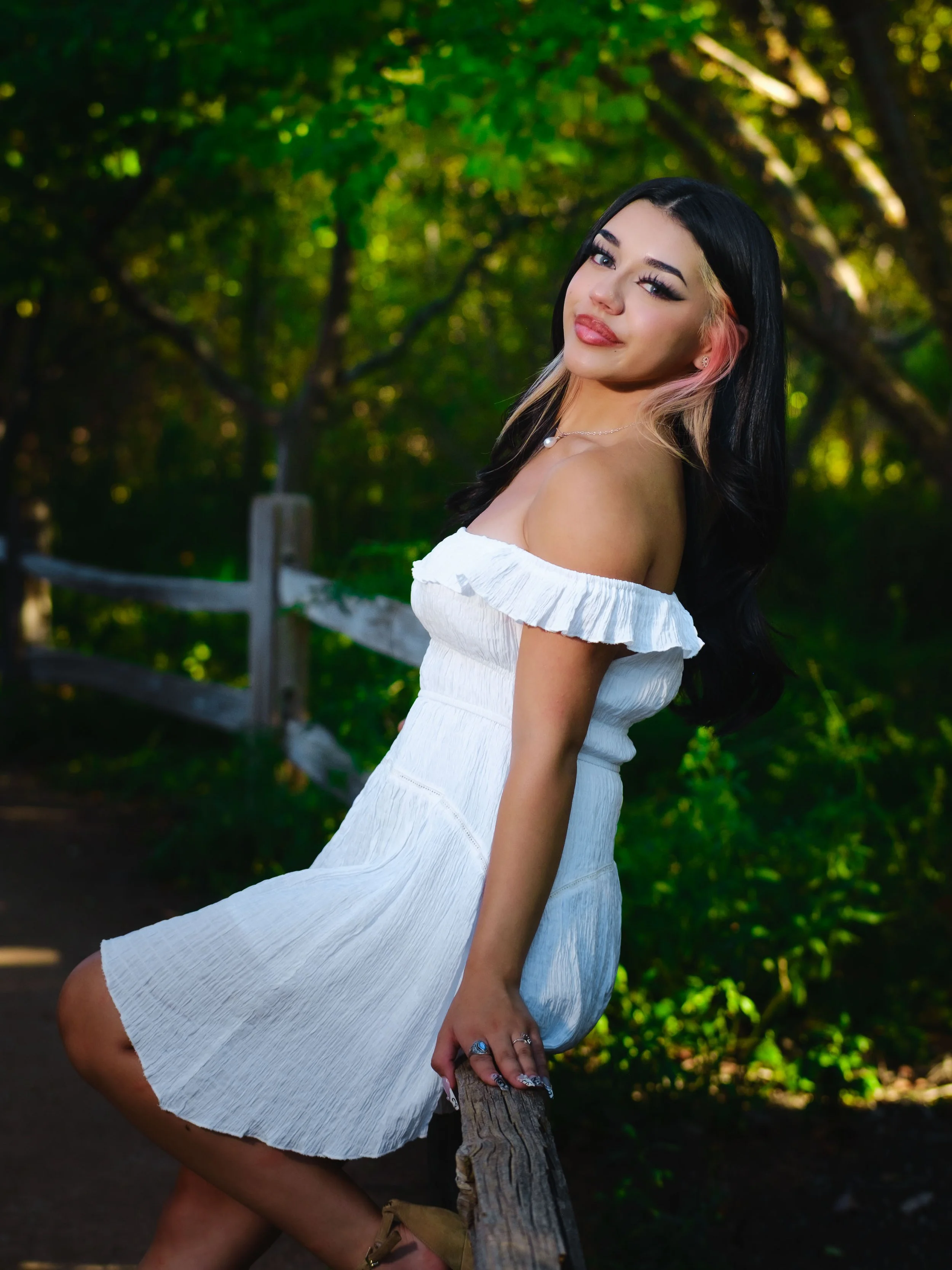 senior photos, Albuquerque photographer, high school senior photography, albuquerque photographer, albuquerque senior photography, cap and gown sessions