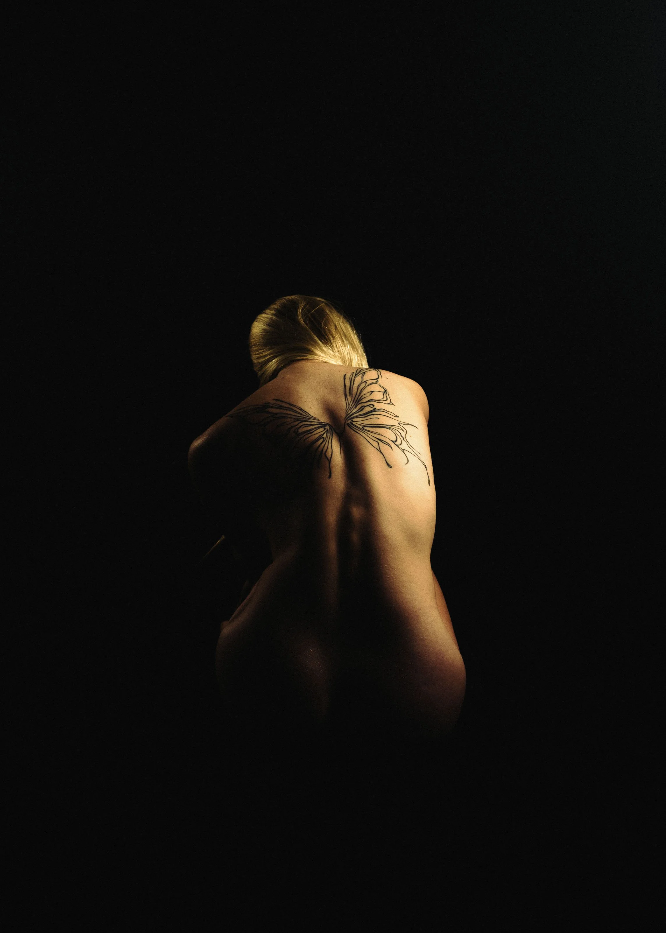 Boudoir photography in Albuquerque, spooky boudoir, Albuquerque artistic boudoir photography, studio boudoir photographer in Albuquerque, lingerie photography, moody photography