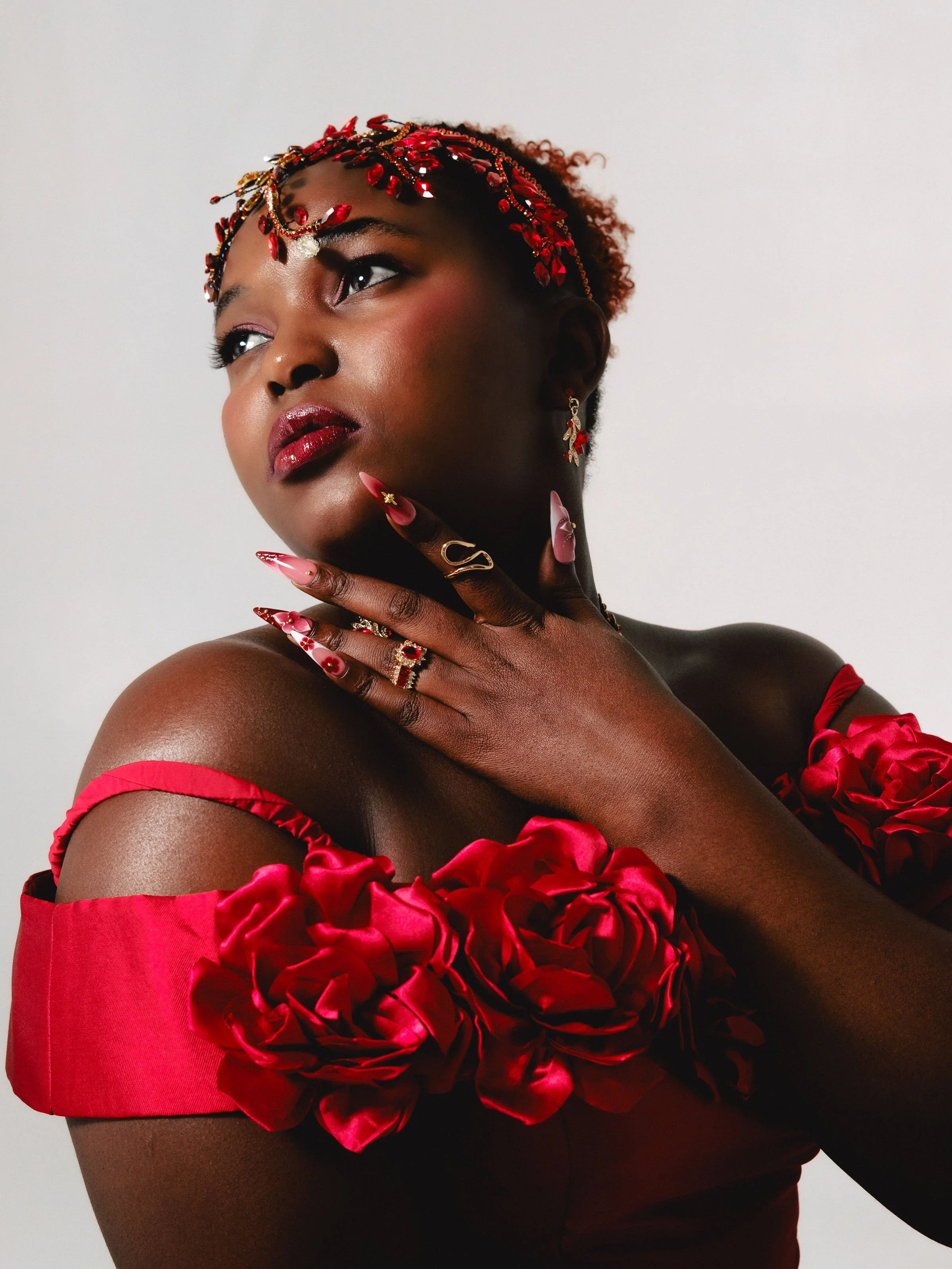 African birthday photoshoot in Albuquerque, Birthday photography for dark skin tones in Albuquerque, Elegant birthday photos in Albuquerque, Luxury studio birthday photography in New Mexico, African dress birthday photoshoot in New Mexico, Glam birth