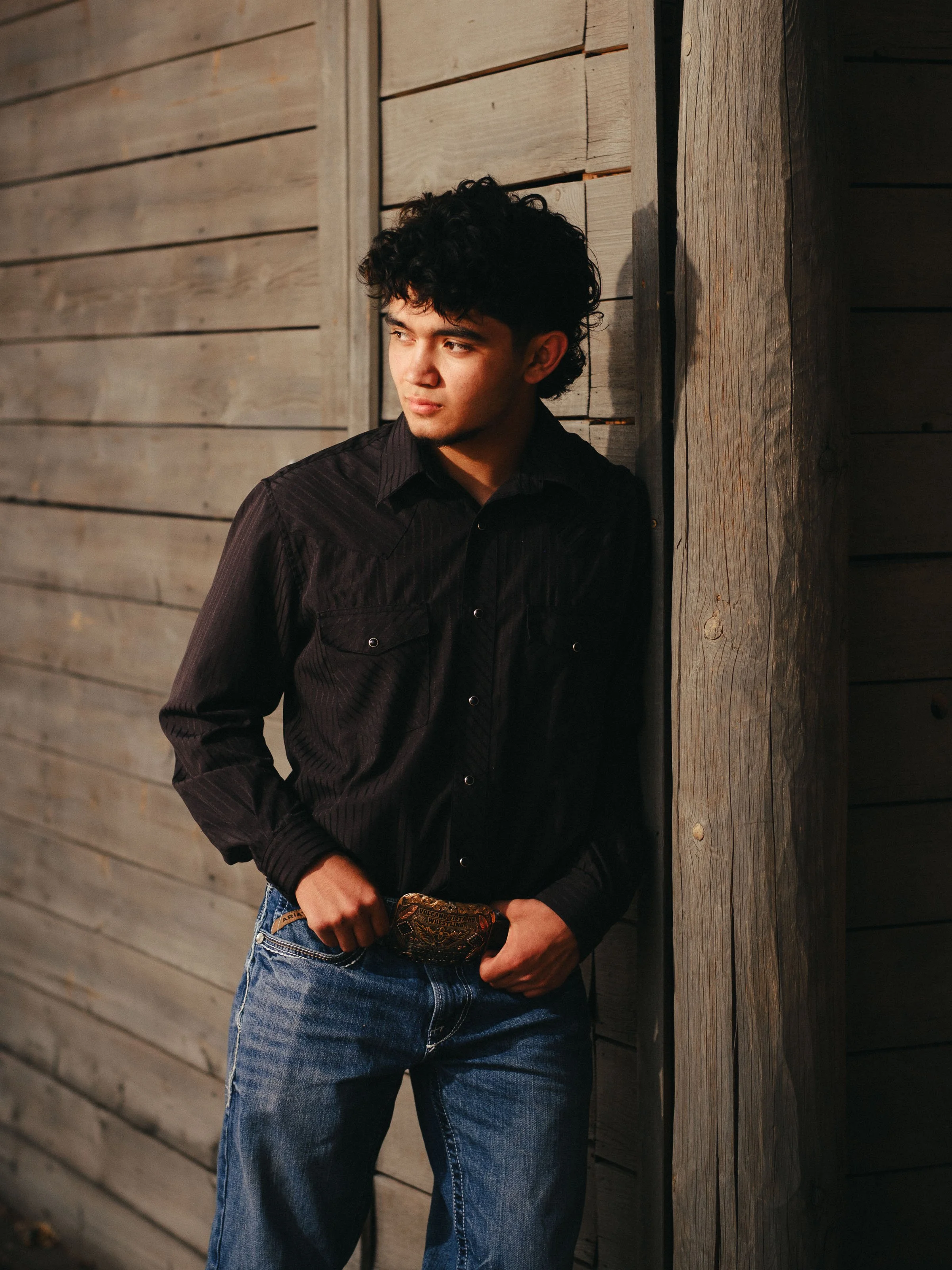 rustic senior photos in Albuquerque, male senior photography in Albuquerque, country senior pictures in New Mexico, high school senior portraits in Albuquerque, western senior photo session in Albuquerque, cowboy senior pictures in New Mexico