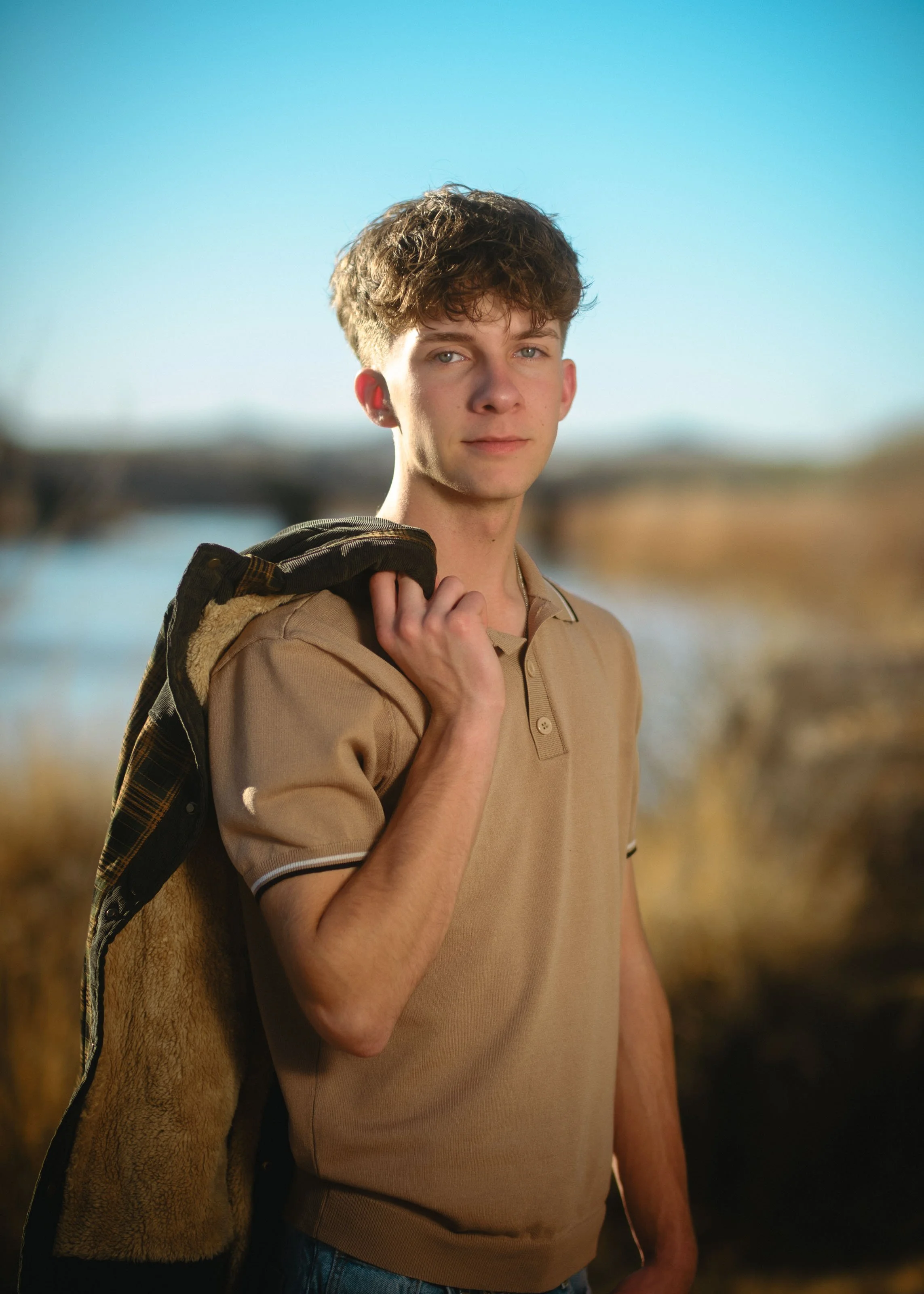 high school senior photos Albuquerque, Albuquerque senior photographer, senior portraits Albuquerque New Mexico, outdoor senior photos Albuquerque bosque, senior pictures Albuquerque golden hour, male high school senior portraits Albuquerque