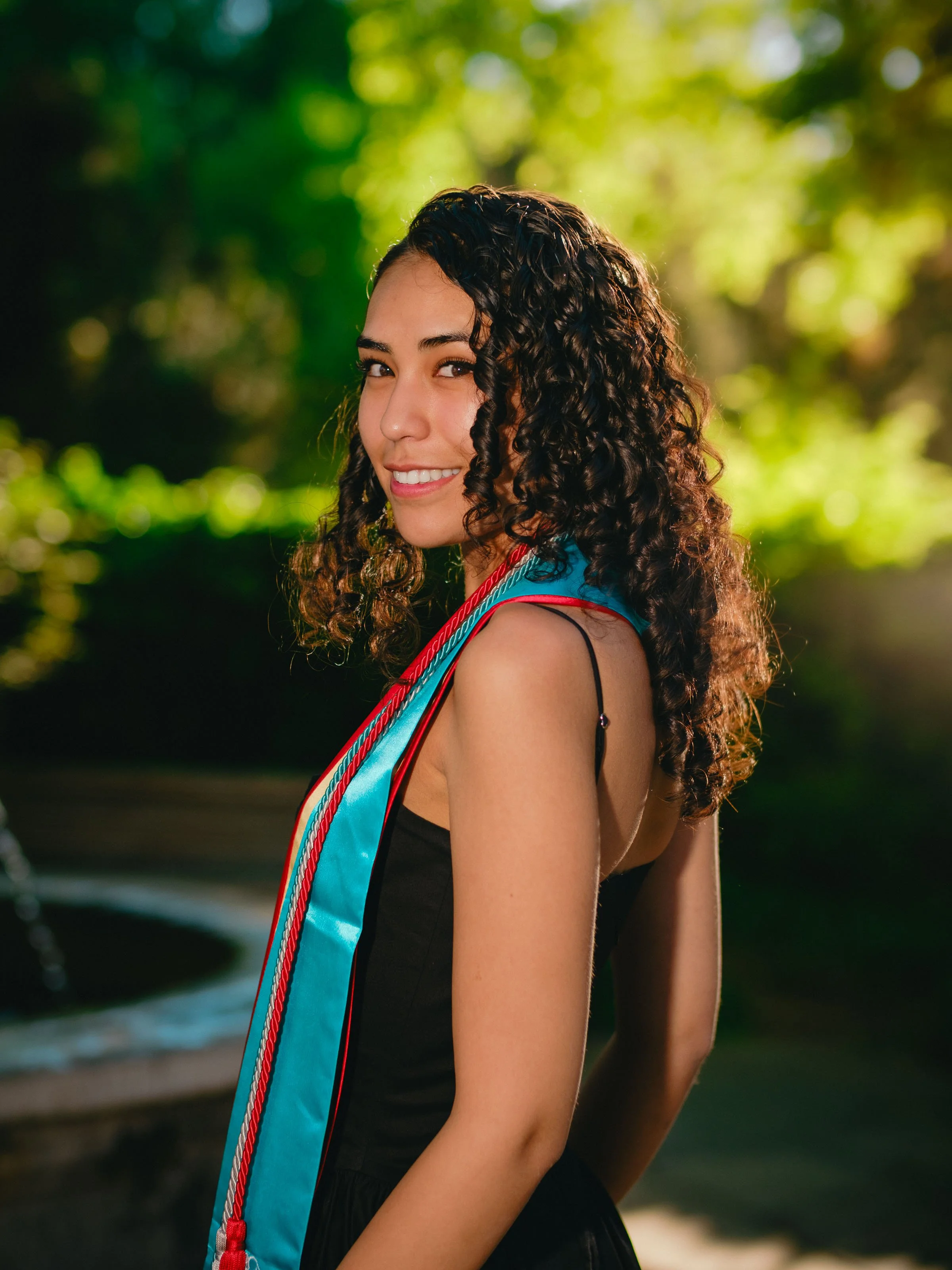 College graduation photographer Albuquerque, romantic college graduation portraits, UNM graduation photography,  UNM Zimmerman Library
