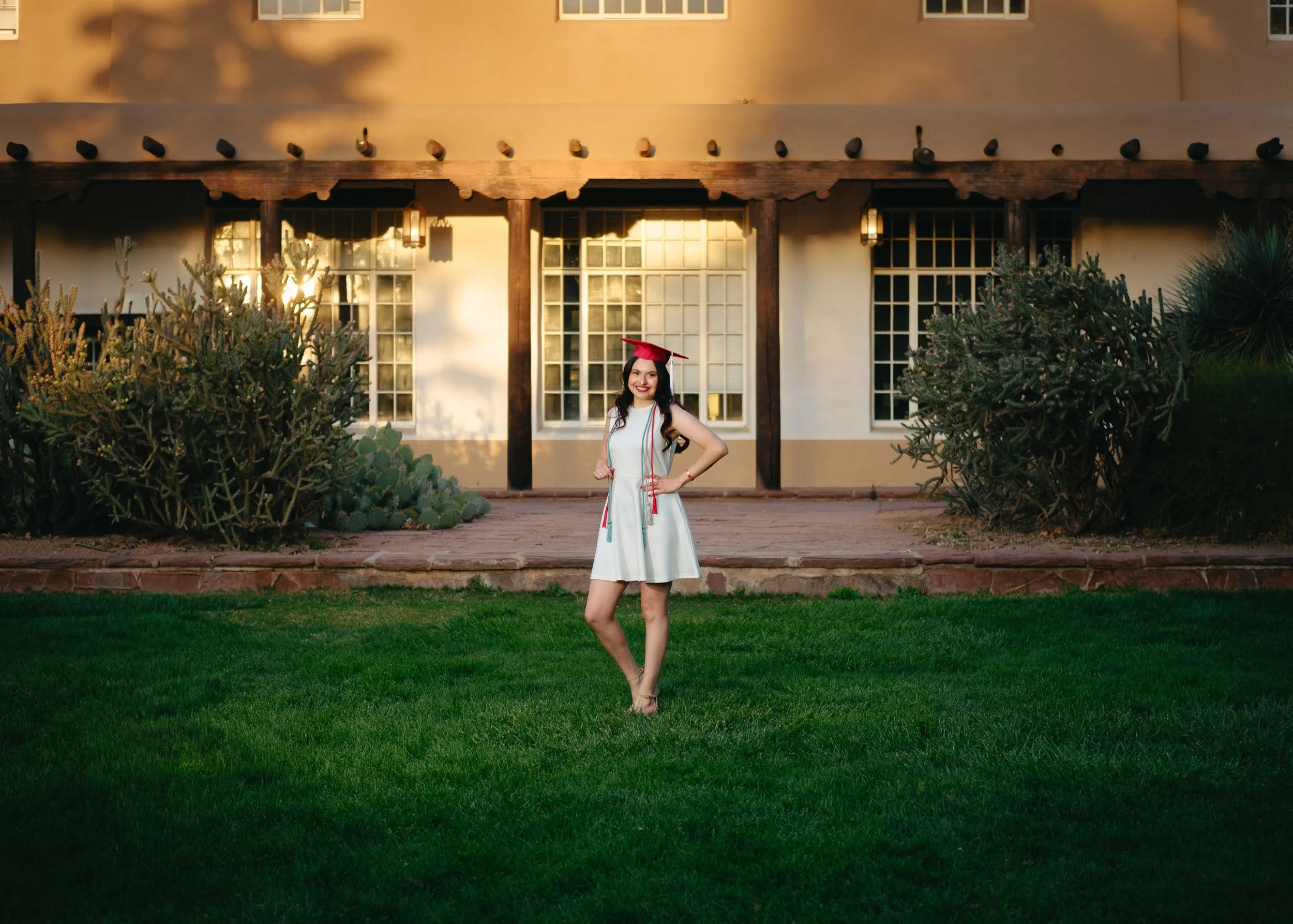 College graduation photographer Albuquerque, best graduation photographer in Albuquerque, UNM graduation photography,  UNM Big U Photos