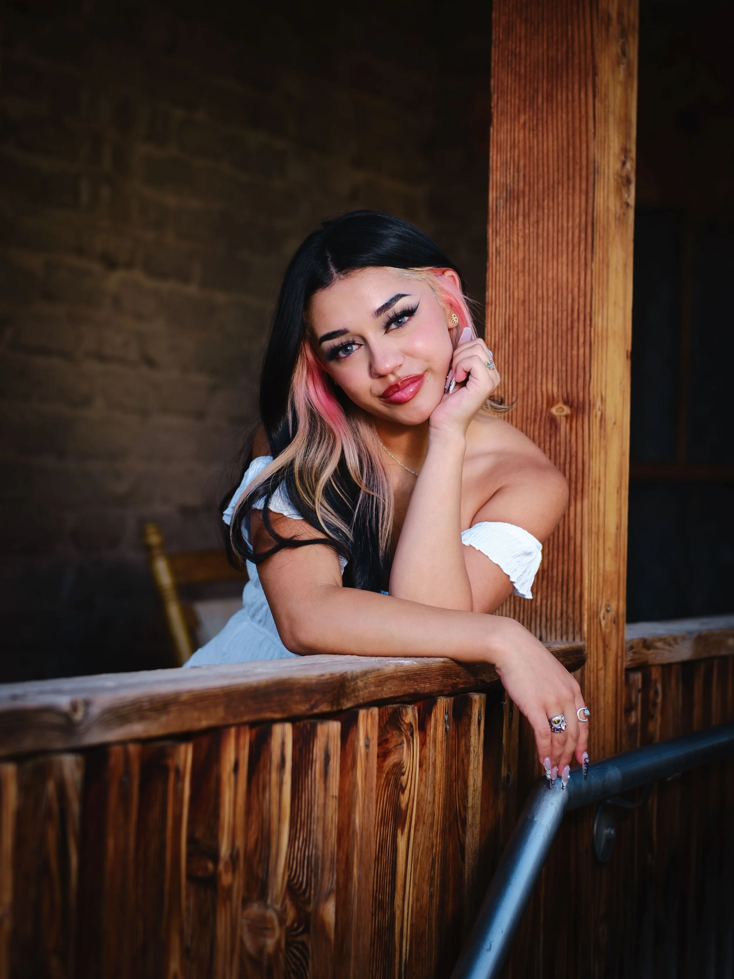 senior photos, Albuquerque photographer, high school senior photography, albuquerque photographer, albuquerque senior photography, cap and gown sessions