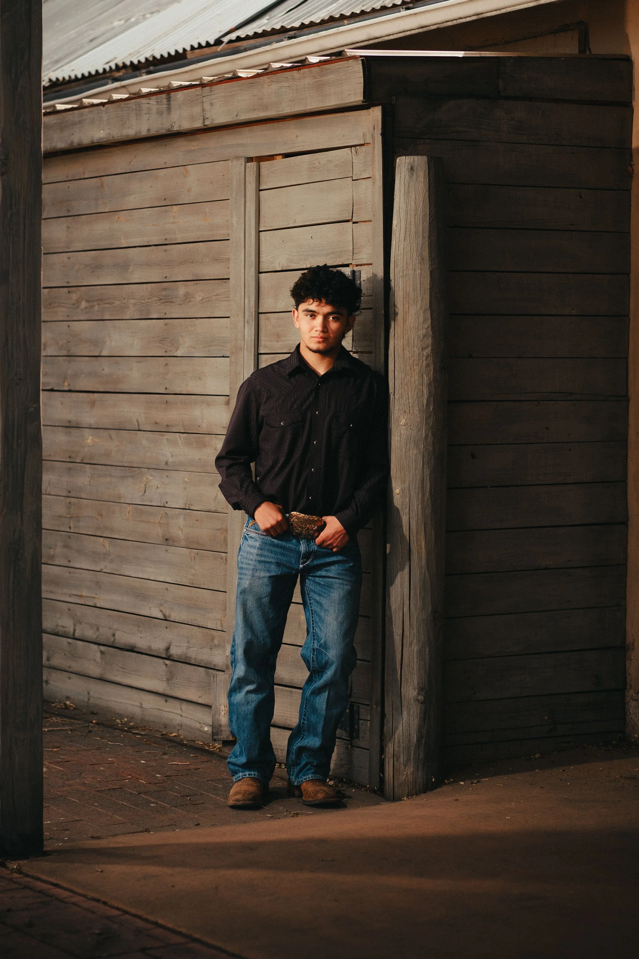 rustic senior photos in Albuquerque, male senior photography in Albuquerque, country senior pictures in New Mexico, high school senior portraits in Albuquerque, western senior photo session in Albuquerque, cowboy senior pictures in New Mexico