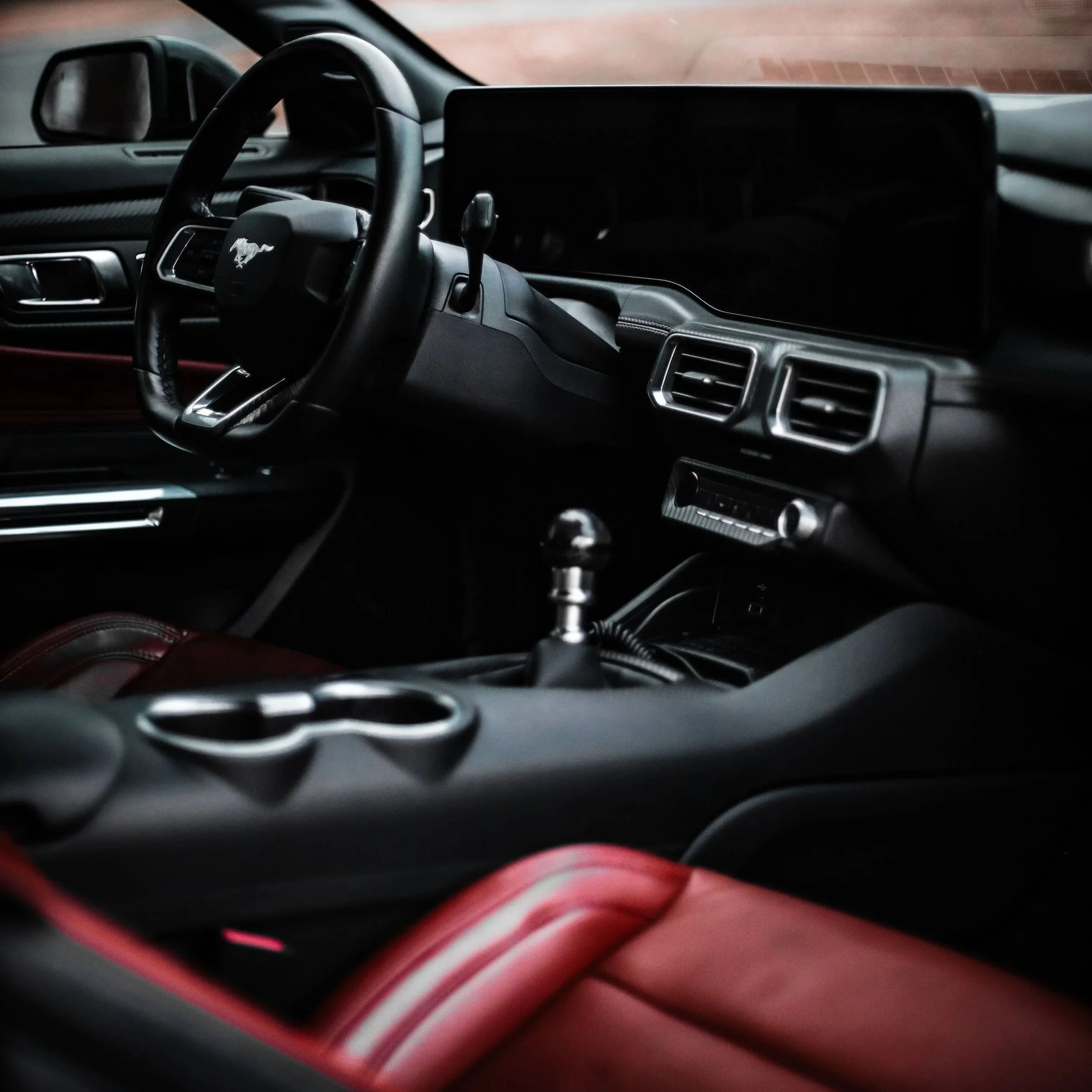 Muscle Over the Trace: Mustang Bridge Session