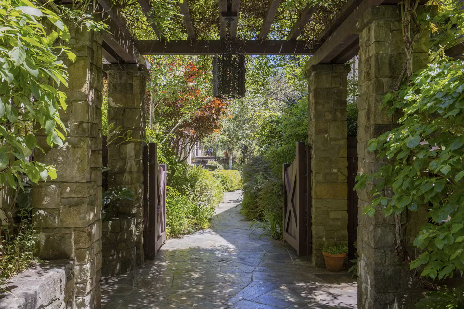 Planning a Weekend Wedding at Julia Morgan Redwood Grove