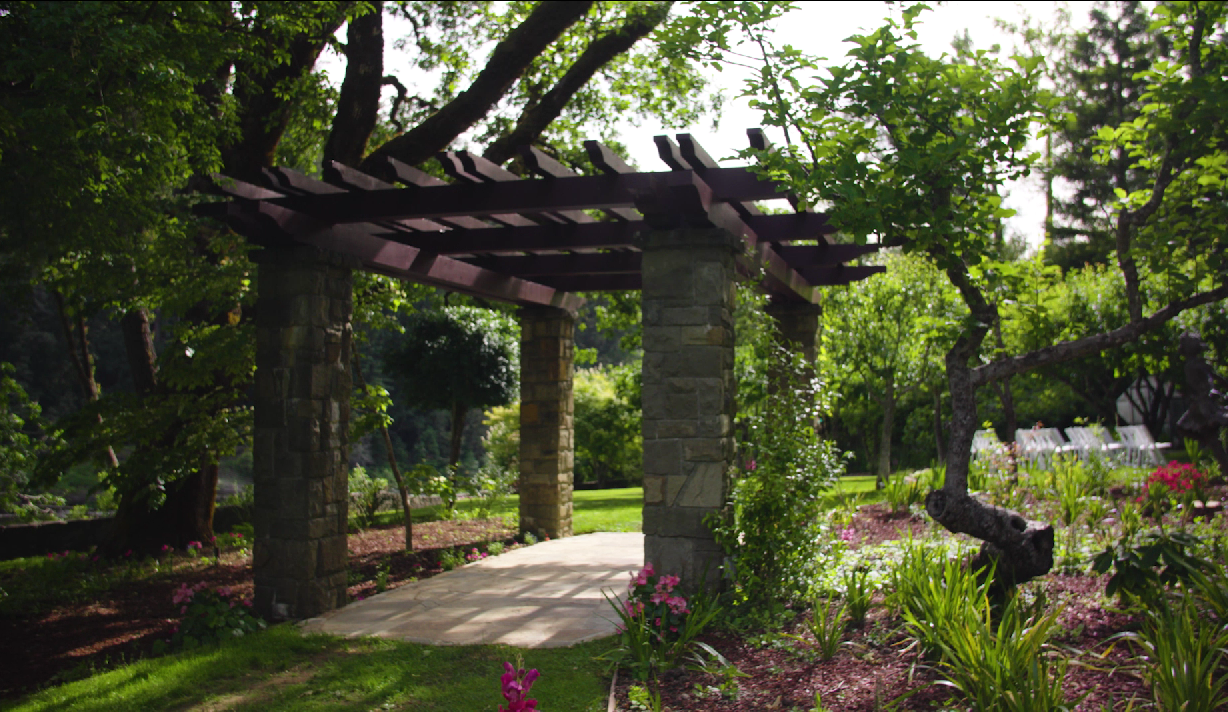 10 Questions Every Couple Should Ask Before Booking a Wedding Venue