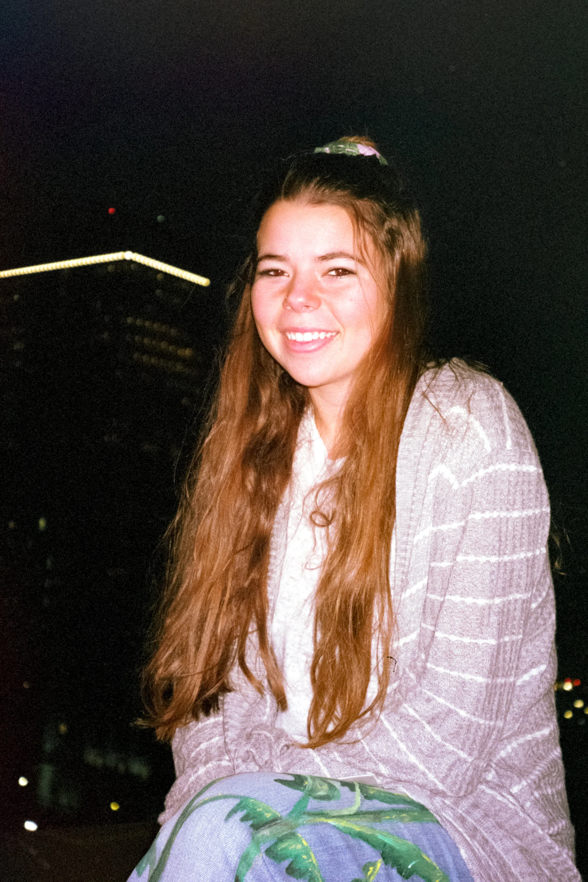 003_34a.jpg