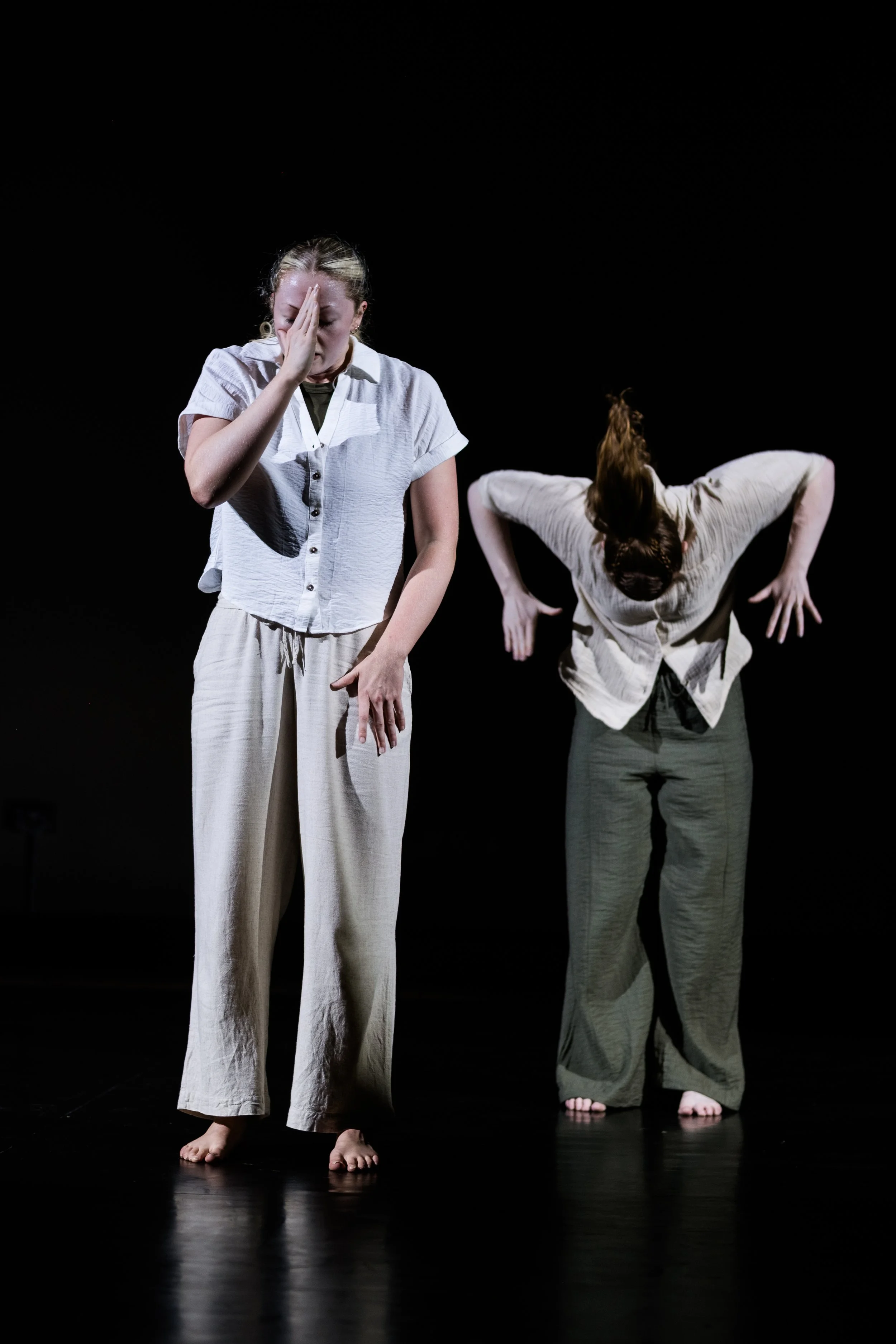 Dancers: Ellie Bates & Cara Hogarth
