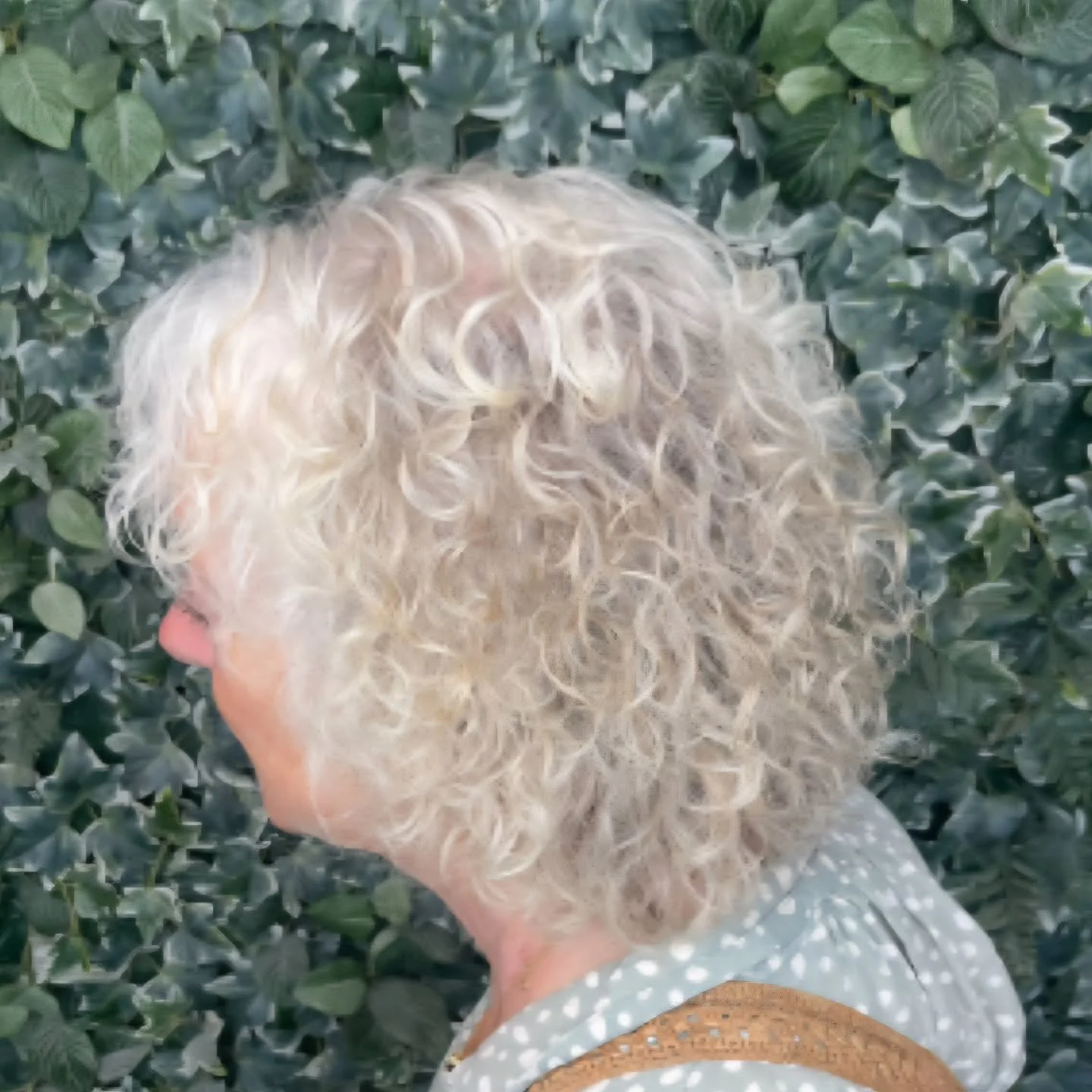 CURLS CURLS CURLS π
2 PERMS AND CUTS BY Carol
SERVICES INCLUDE: PERM, CUT AND FINISH
Nothing says easy hair like a good perm on healthy hair. Carol is the Queen πΈ of perming.
New perm clients must have a separate consultation before the day of