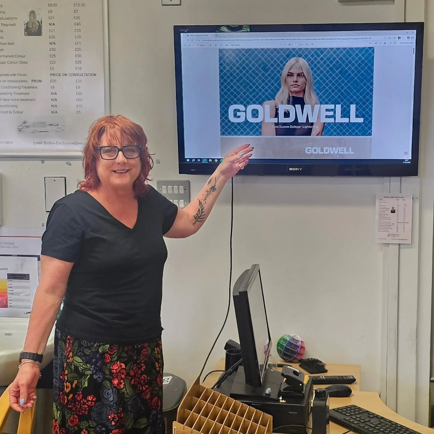 TEACHING 👩&zwj;🏫

This week Carol has been teaching at Eastbourne College. Sharing experience and knowledge with other future professionals.

🌿01903 772200
🌿Direct message to book
🌿Online booking via website
www.serenityrustington.co.uk