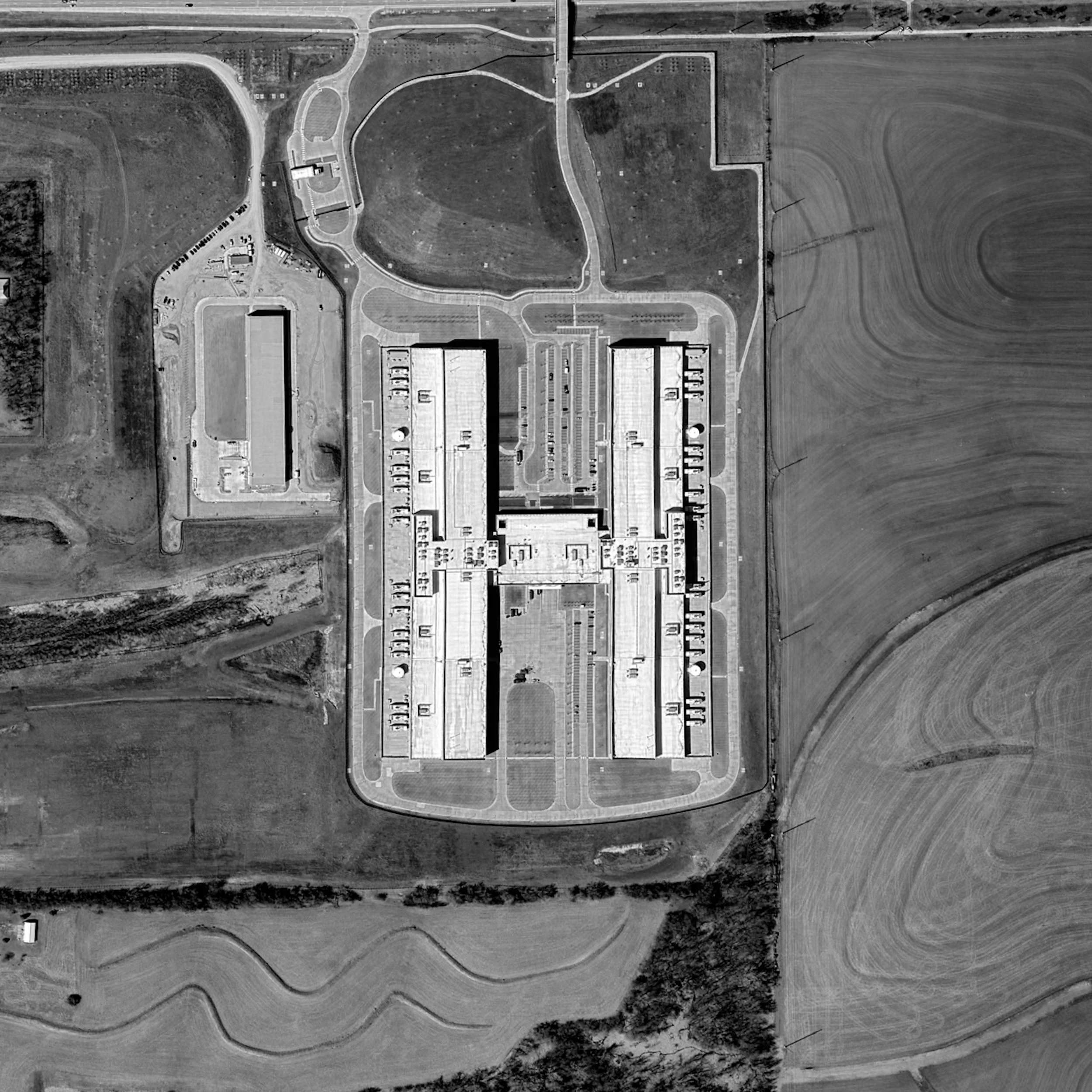 Untitled Data Center 4.jpg