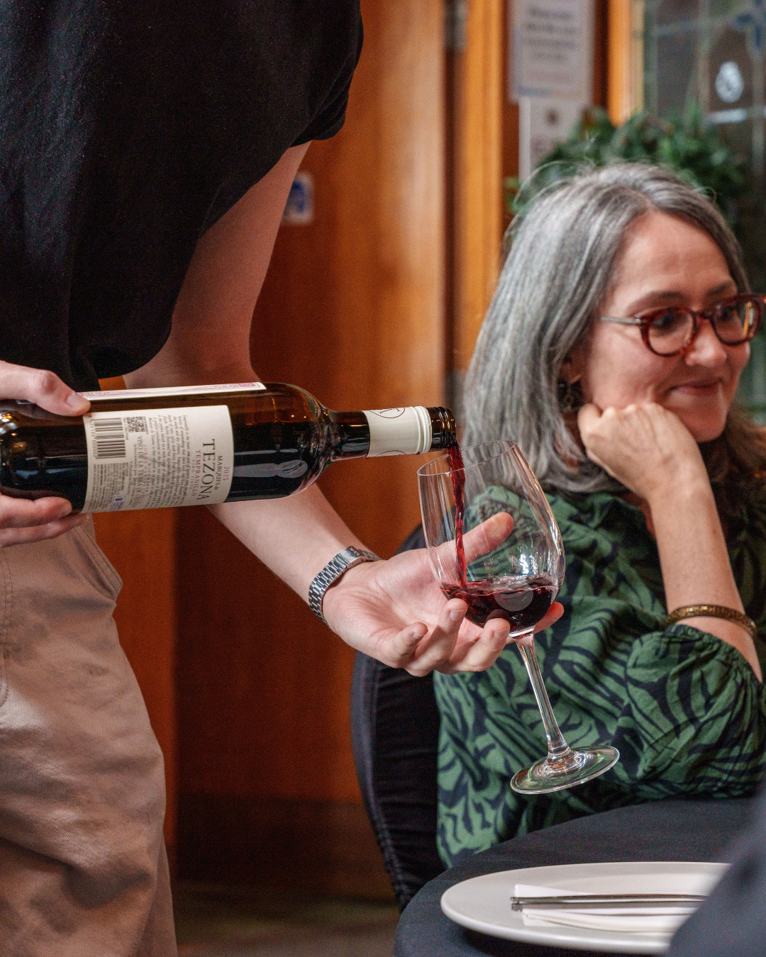 Wine serving.png