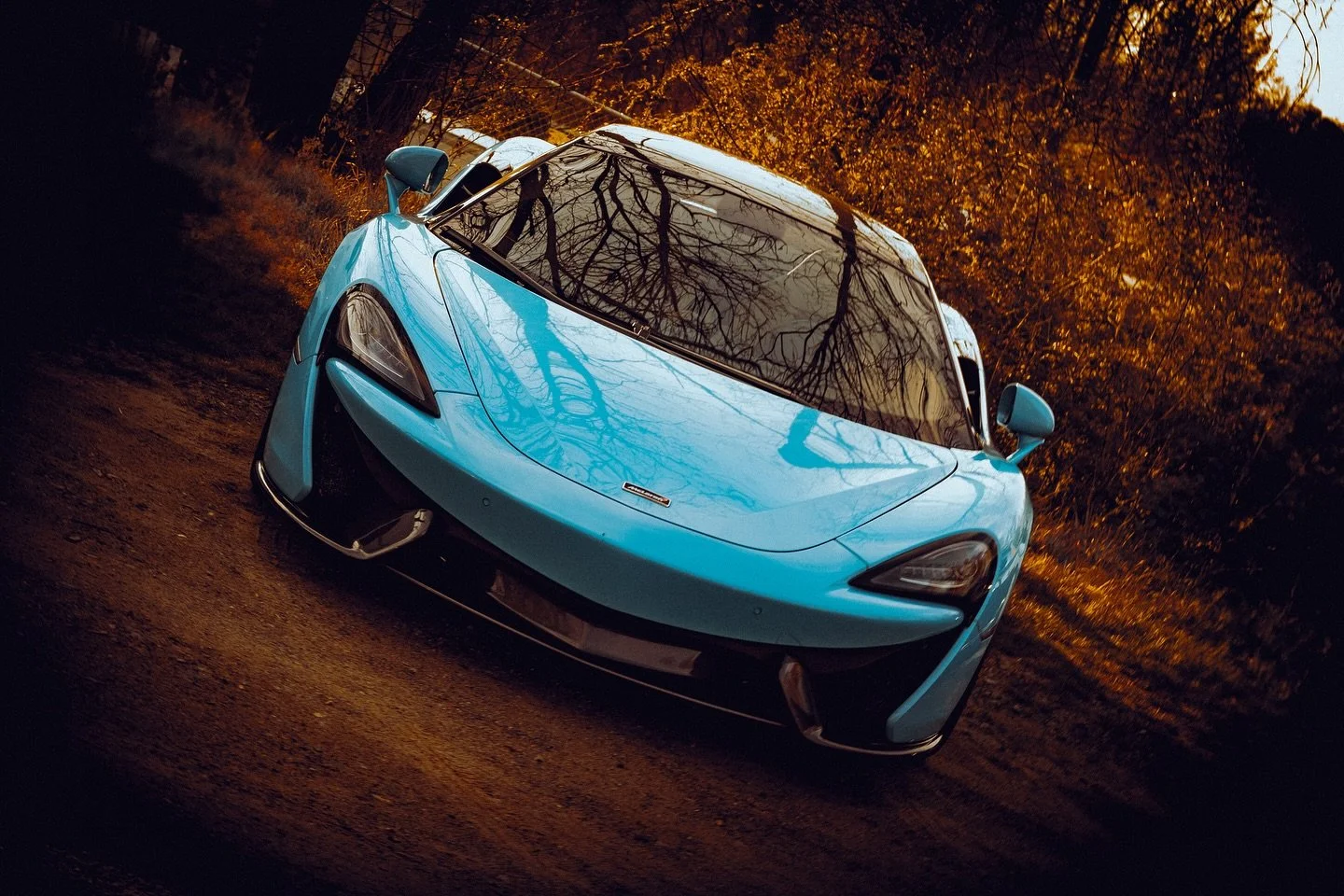 McLaren Pt. 1 // Going through some old photos and doing some new edits

@brianiacaponi
@blueridgeautoclub 
@mclaren @mclarenauto 

#car #carphoto #carphotography #mclaren #speed