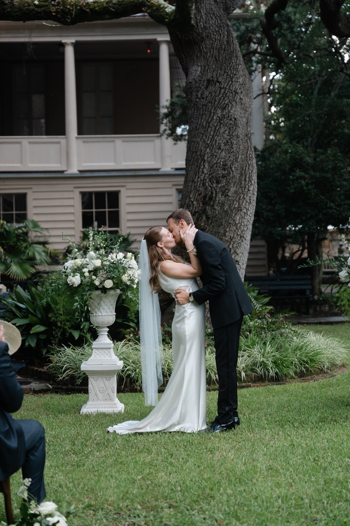 charlestoneditorialweddingphotographer-39.jpg