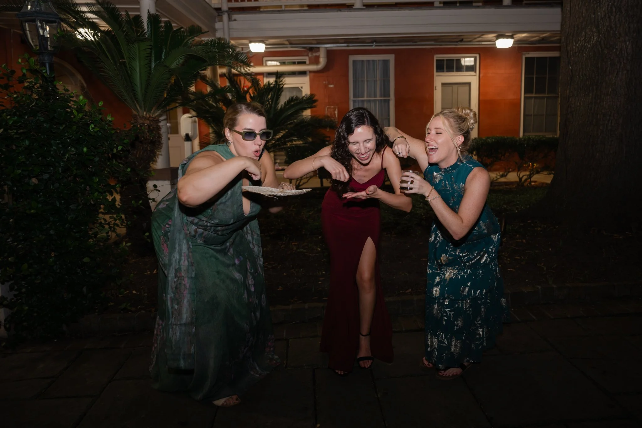 charlestoneditorialweddingphotographer-101.jpg
