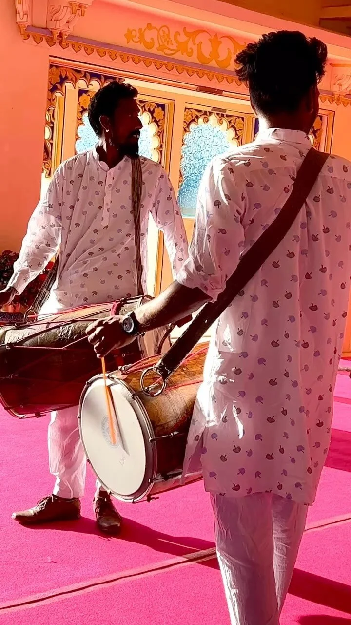 Castor&Pollux store / Mike Levy