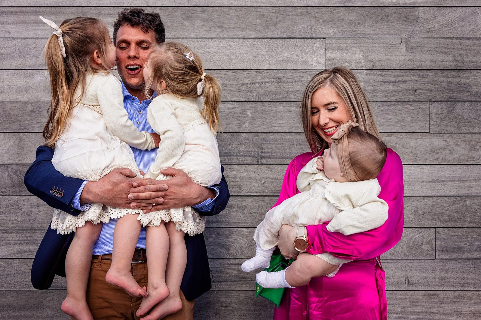 👉 &ldquo;We willen een foto waarop iedereen mooi staat.&rdquo;
👉 &ldquo;Kan je mijn kin wat smaller maken?&rdquo;

En jij&hellip; je doet het. Want: &ldquo;De klant is koning.&rdquo; En tegelijk voel die ongemakkelijkheid als ze dit zeggen.

Je voe