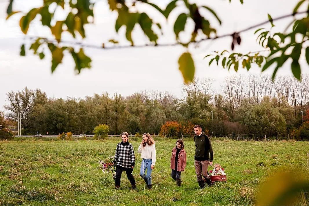 &ldquo;Ik denk dat ik misschien ook &hellip; (vul soort reportage in) fotografie moet doen. Misschien zitten de mensen daar meer op te wachten. Want nu doe ik dat nog niet. 

Maar ik weet niet hoe ik dat dan kan doen. Want nu heb ik nog geen foto&rsq