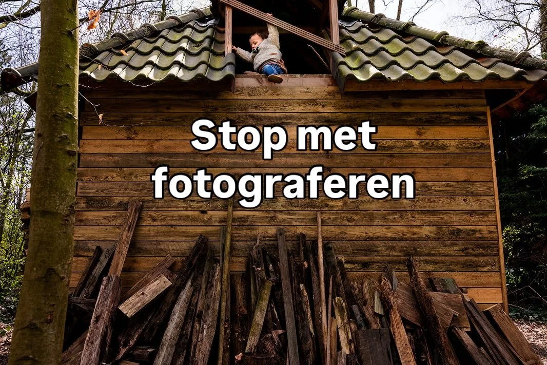 Zolang je hoofd bij de instellingen zit, gaat het leven dat zich afspeelt voor je neus aan jou voorbij.
Documentair fotograferen begint niet bij techniek, wel bij anders kijken. 

Het begin ontdek je in het gratis webinar dat ik nu geef. 5 onmisbare 