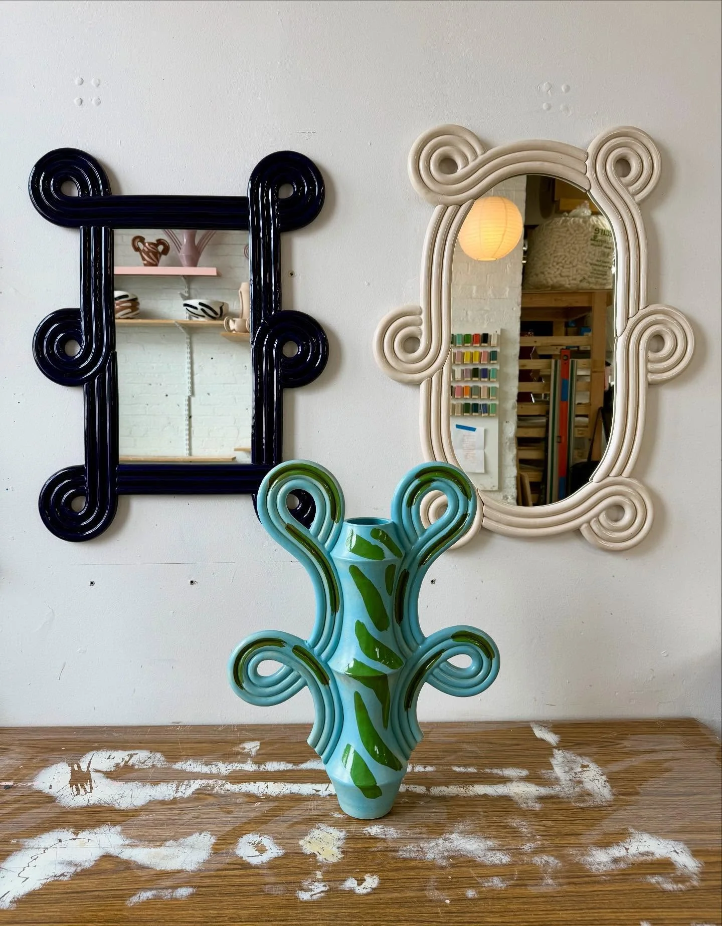 Blue friend with mirrors in the studio.