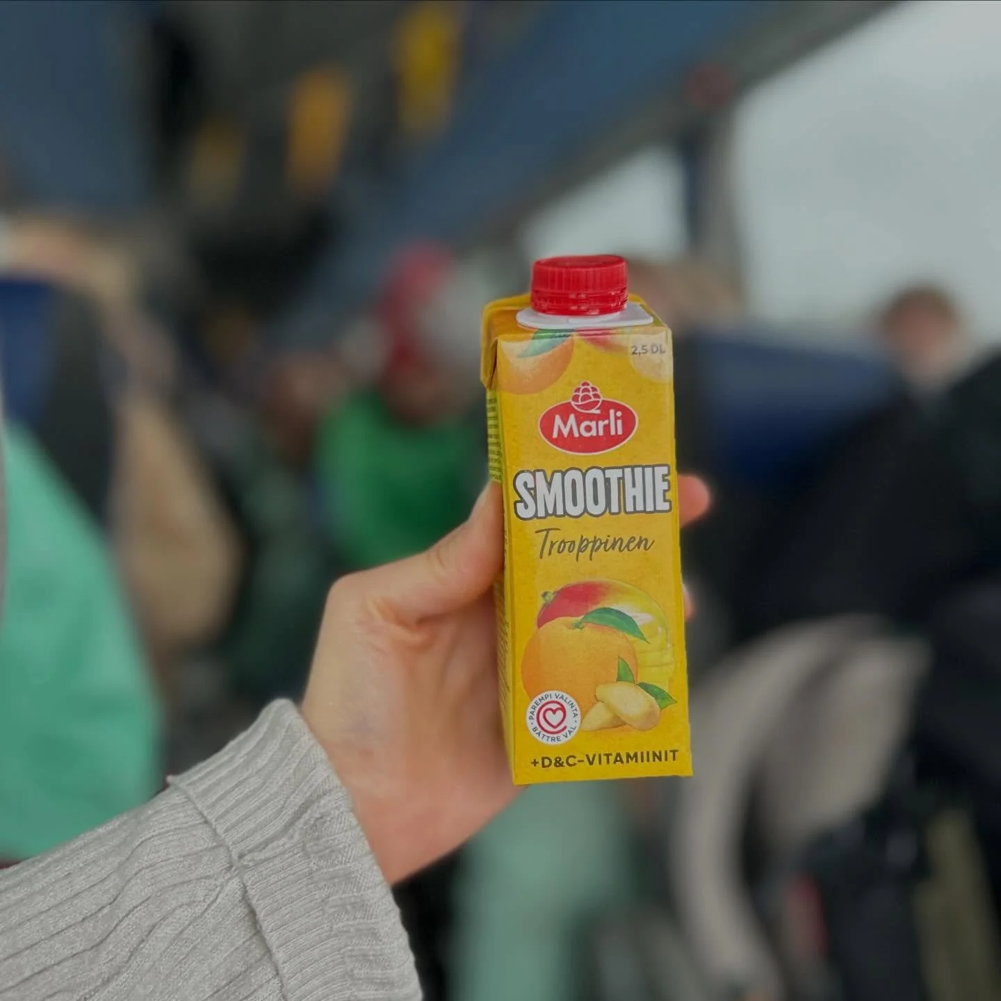 Glada turn&eacute;deltagare p&aring; inlandsturn&eacute; 💛 Stort tack till Marli @marlisuomi f&ouml;r denna vitaminrika frukost som gett oss energi att h&aring;llas ig&aring;ng genom hela turn&eacute;n🍓