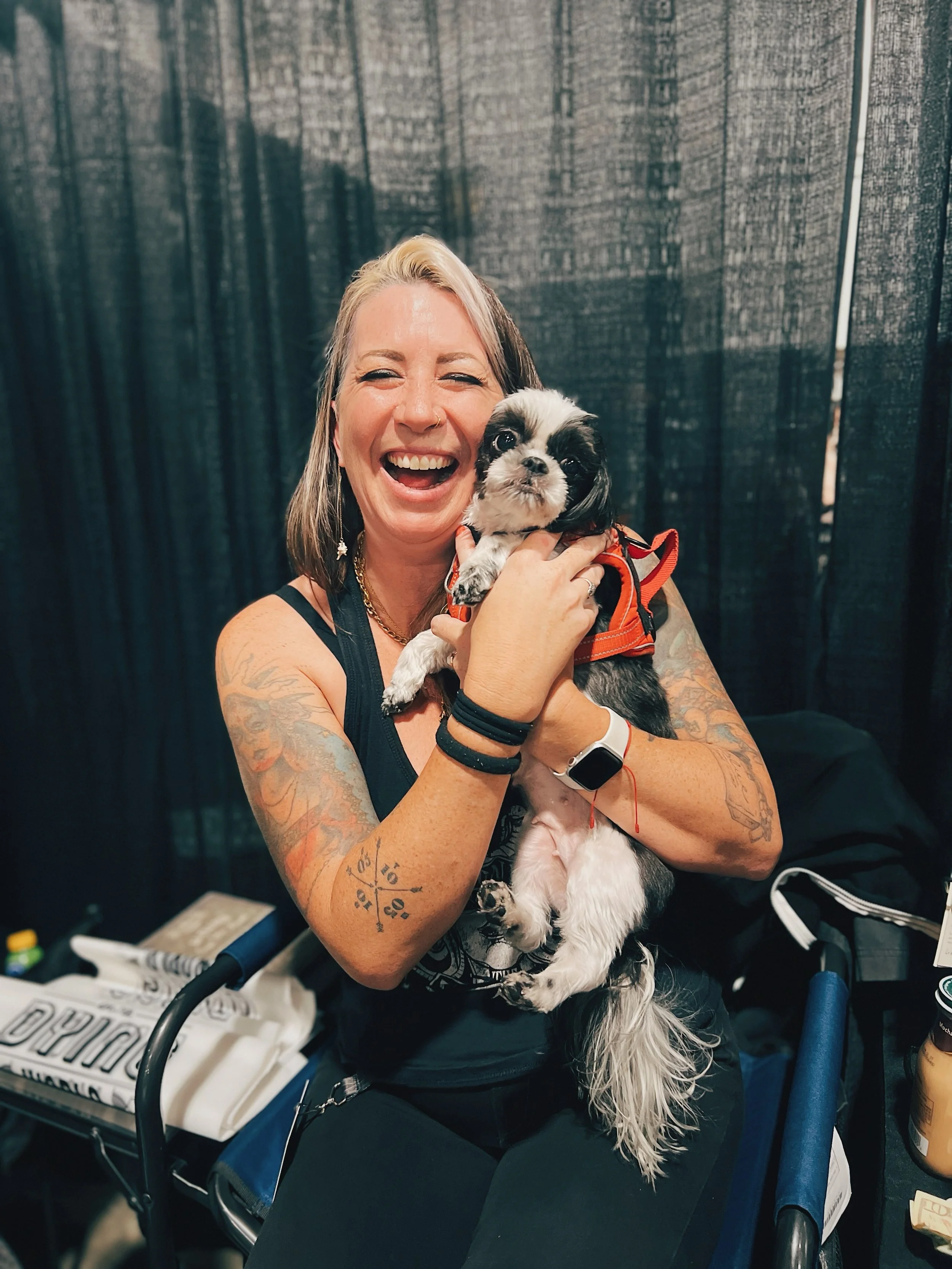 DENVER PART II 🖤
We love and miss you, Colorado, and we&rsquo;re always so sad to leave. 🥲

THANK YOU to our friends who came out to support us. See you again next year maybe?!

Btw&mdash;the two cake halves in slide 9 are the double chocolate and 