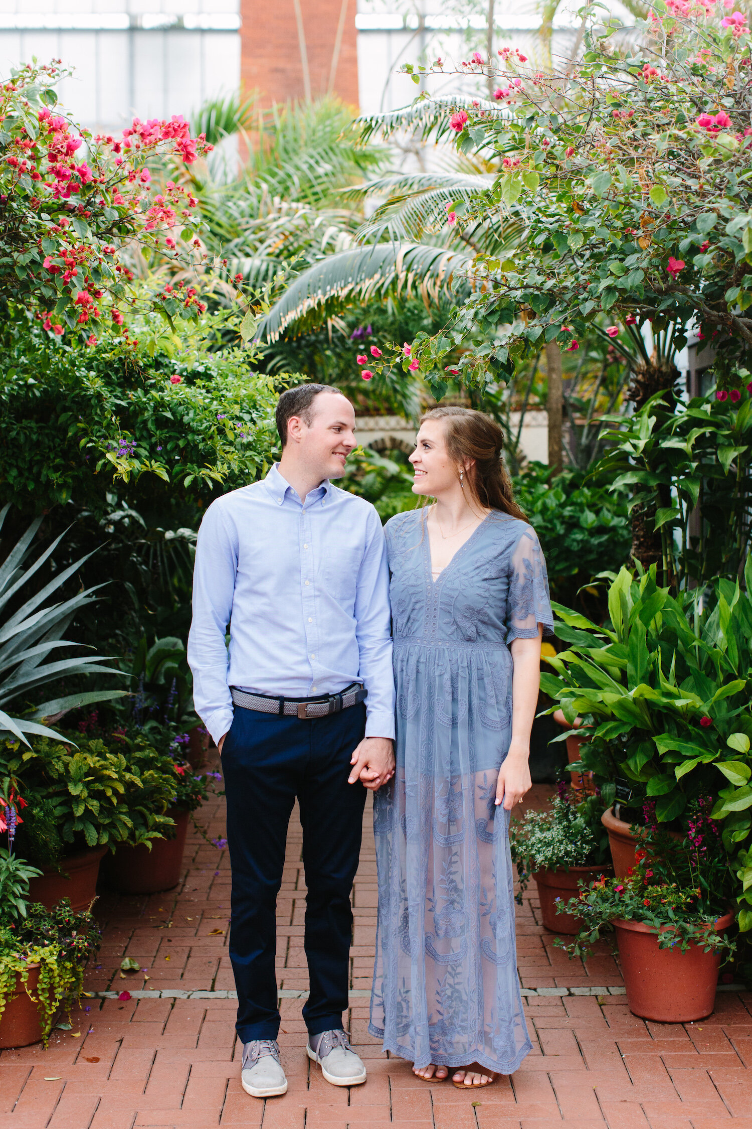 Biltmore-Estate-Rainy-Engagement-Photos-in-Garden-&-Conservatory-1093.jpg