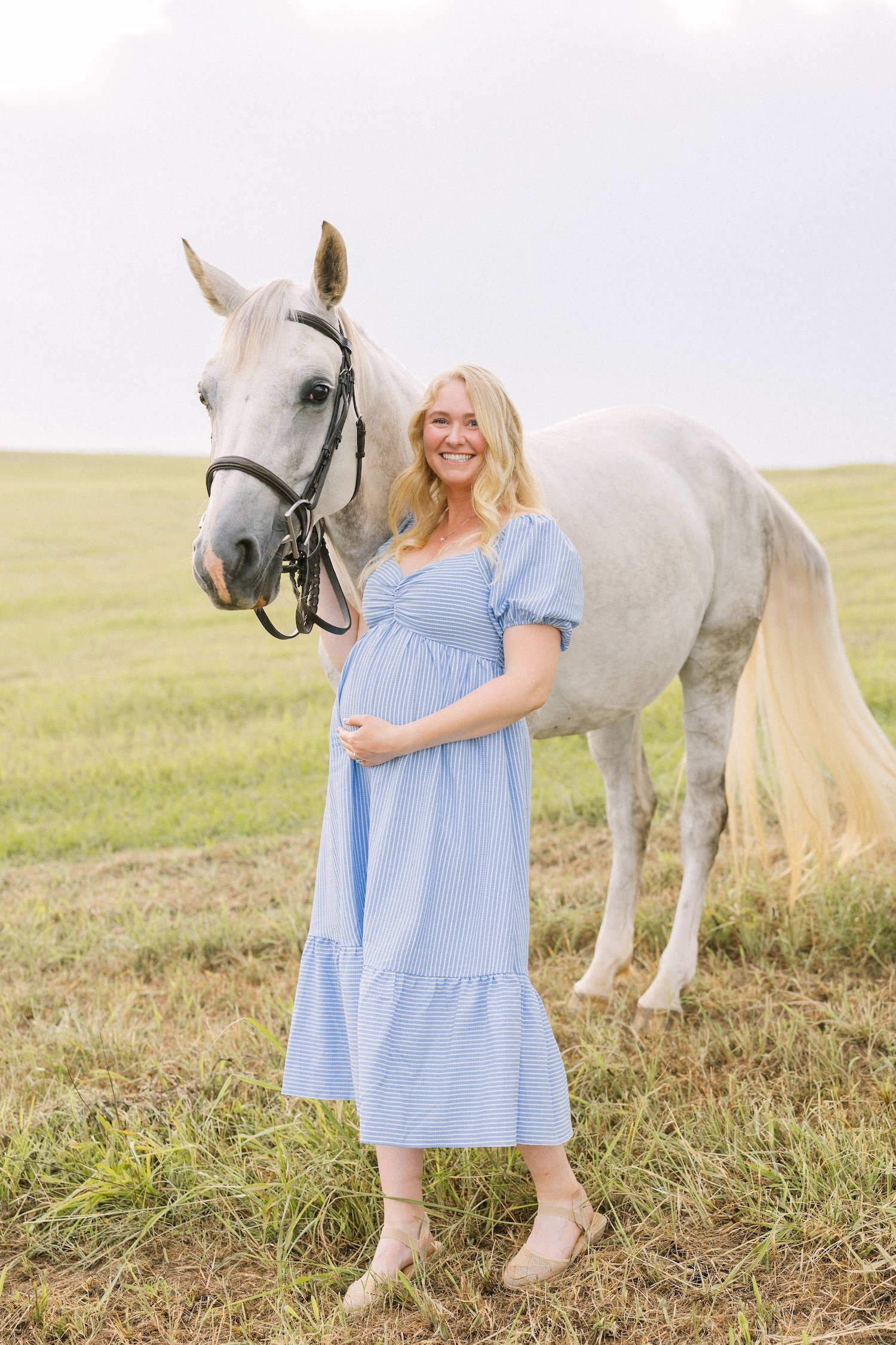 Knoxville Horse Farm Maternity Portaits _SuzyCollins-1017.jpg