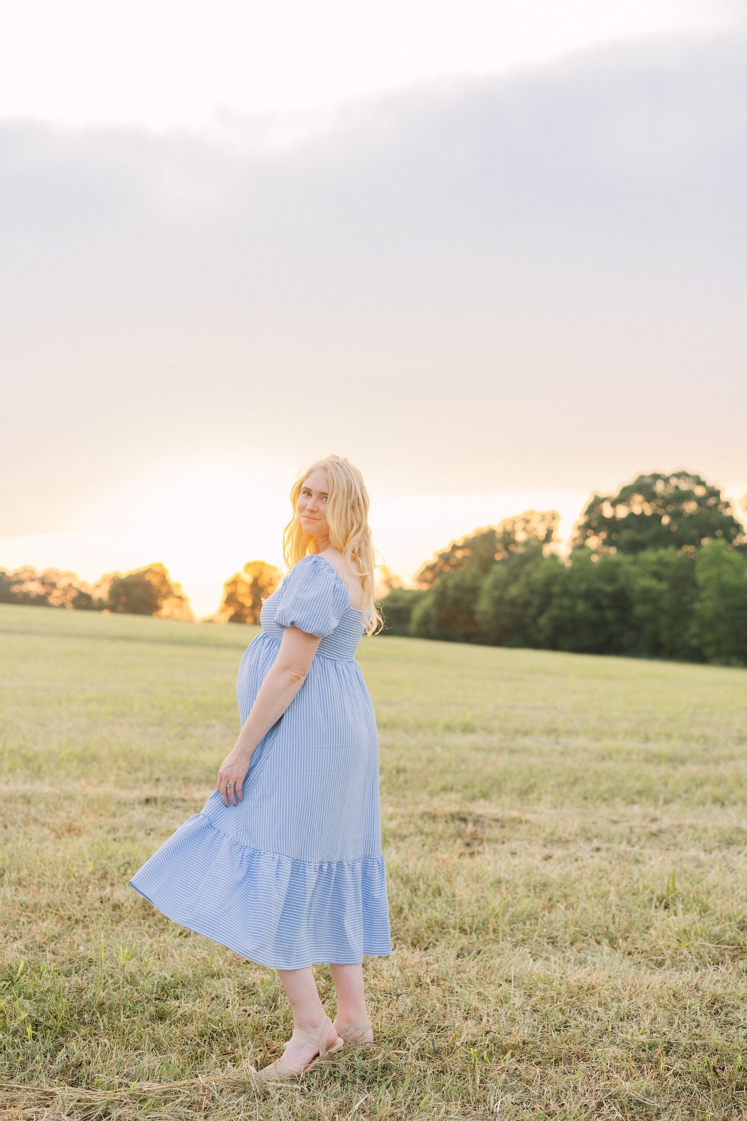 Knoxville Horse Farm Maternity Portaits _SuzyCollins-1108.jpg