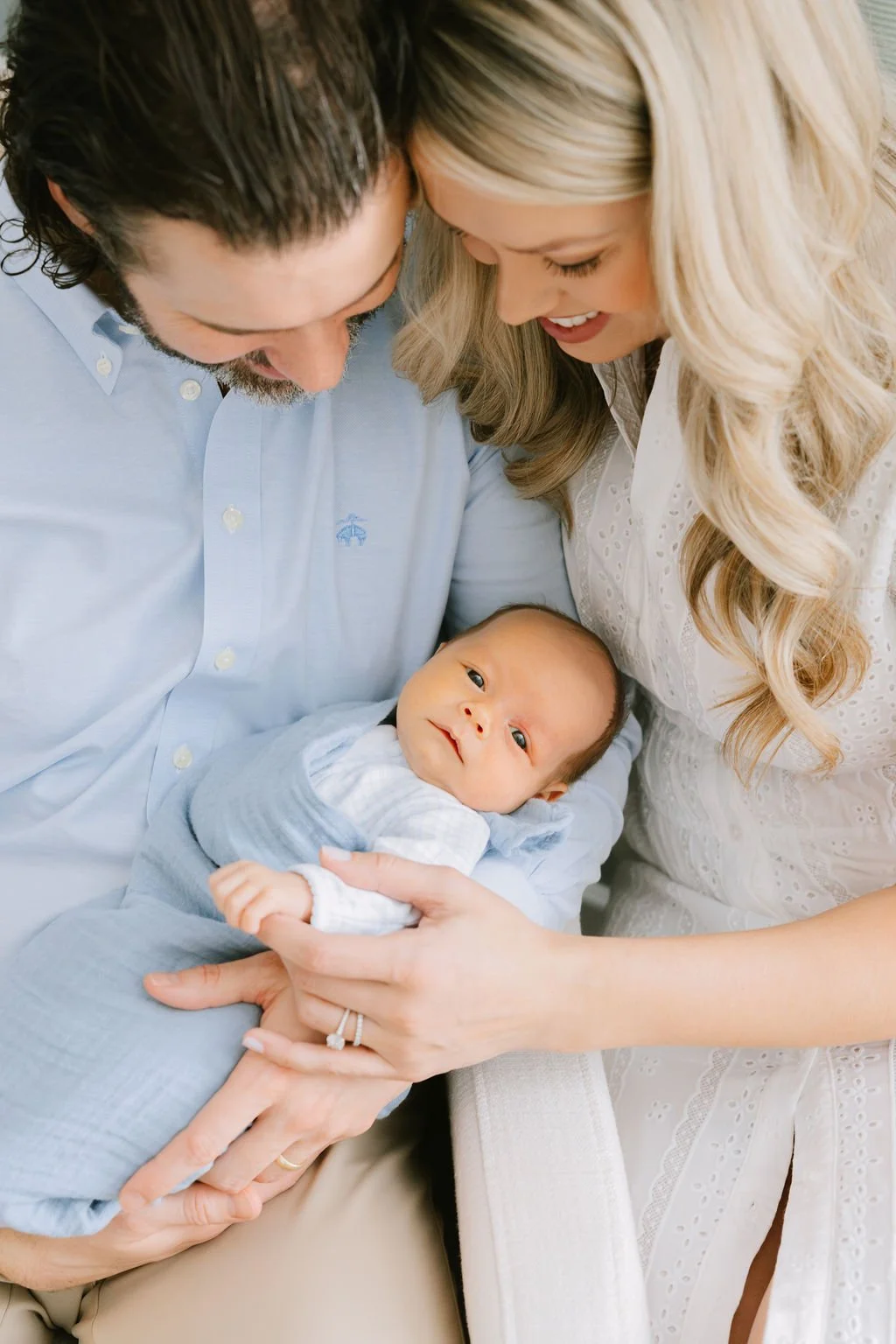 KnoxvilleNewbornFamilyPhotosAtHome_Gillum-1052.jpg