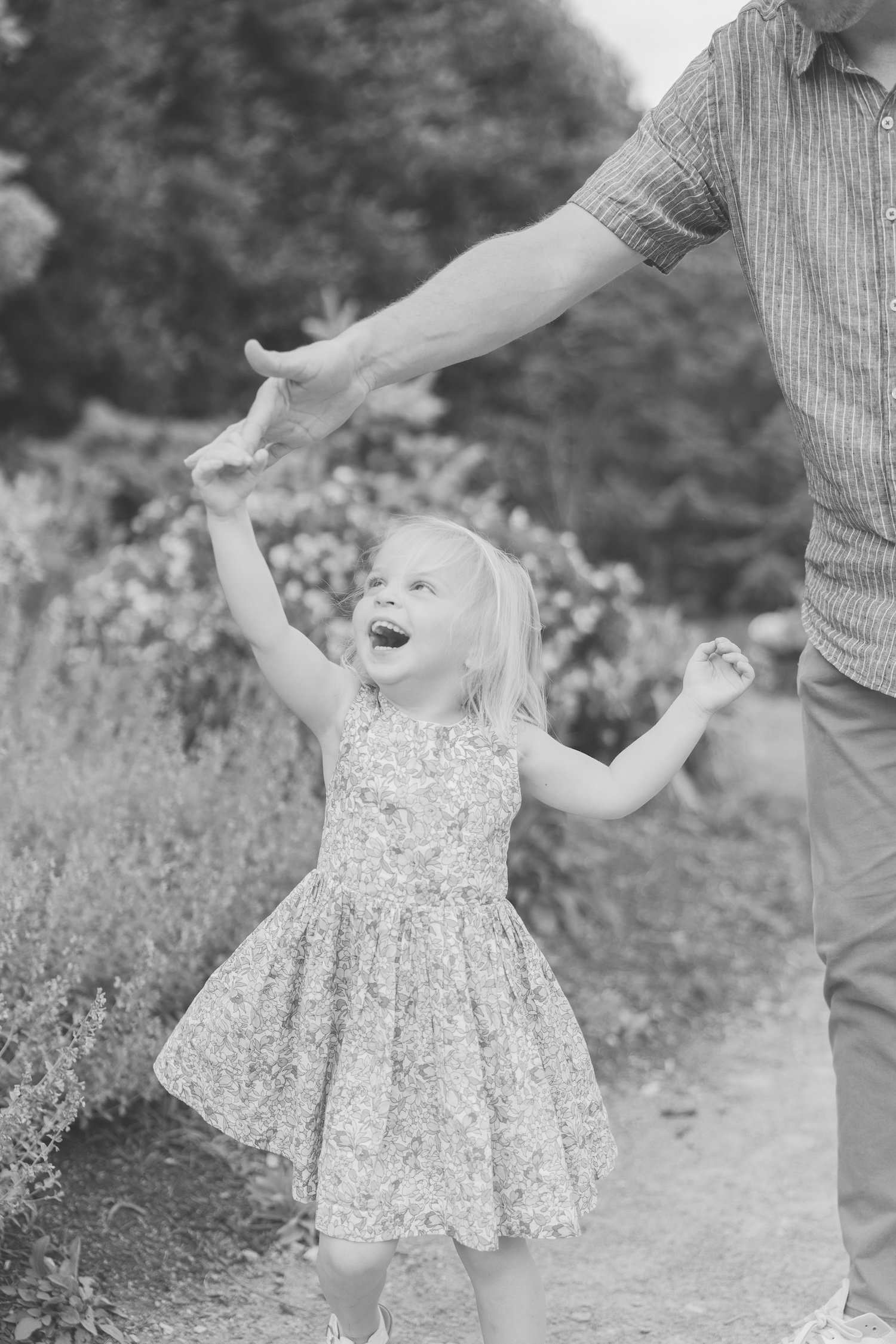 KnoxvilleFamilyPhotosUTGardens-1035.jpg