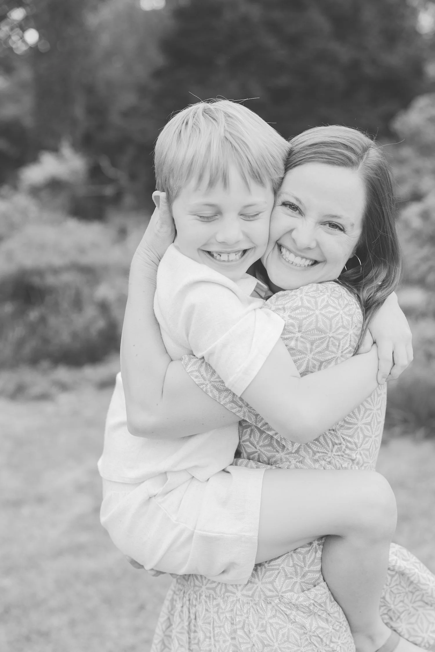 KnoxvilleFamilyPhotosUTGardens-1098.jpg