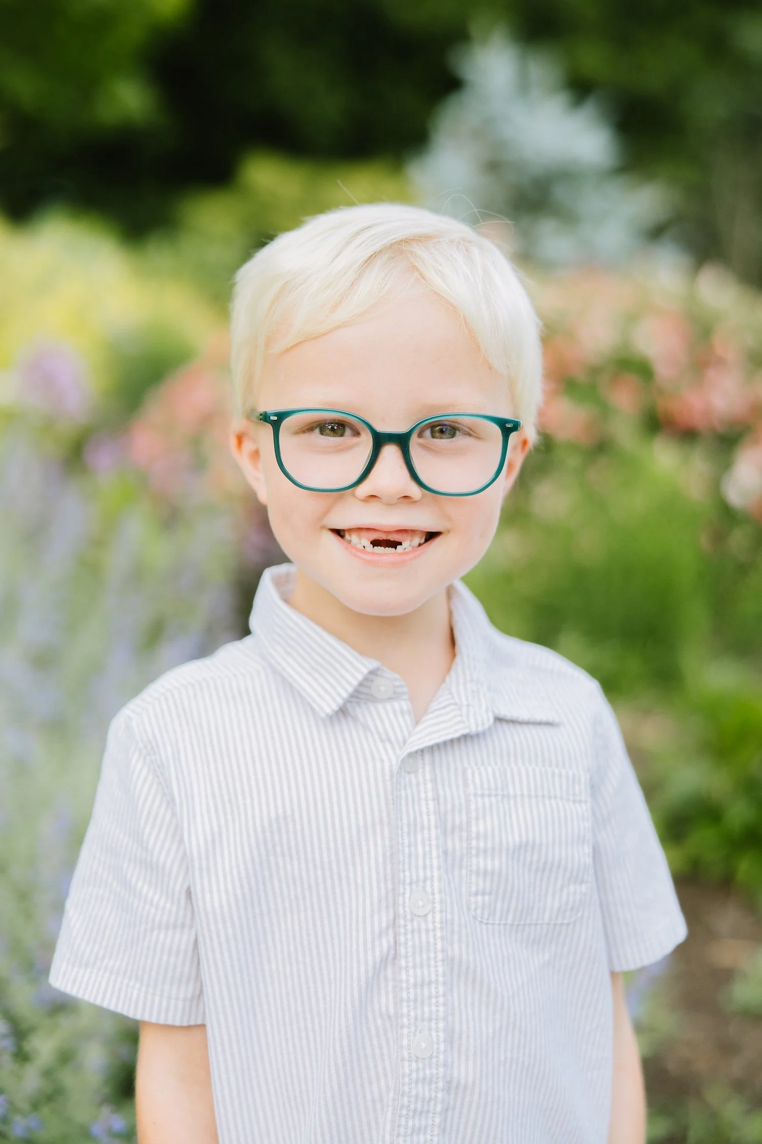 KnoxvilleFamilyPhotosUTGardens-1017.jpg