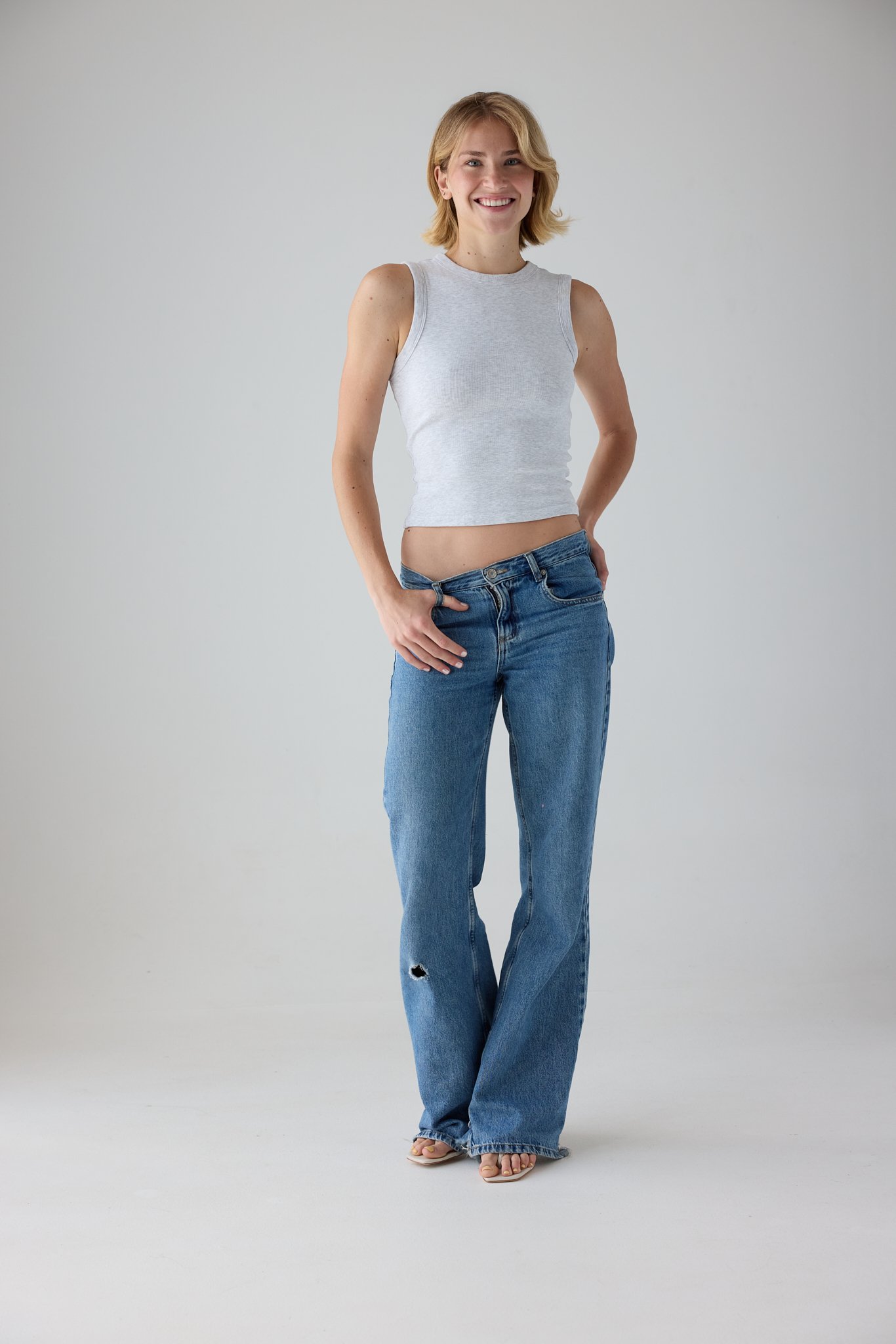 Nicole digi 7-2025 5 low res.jpg